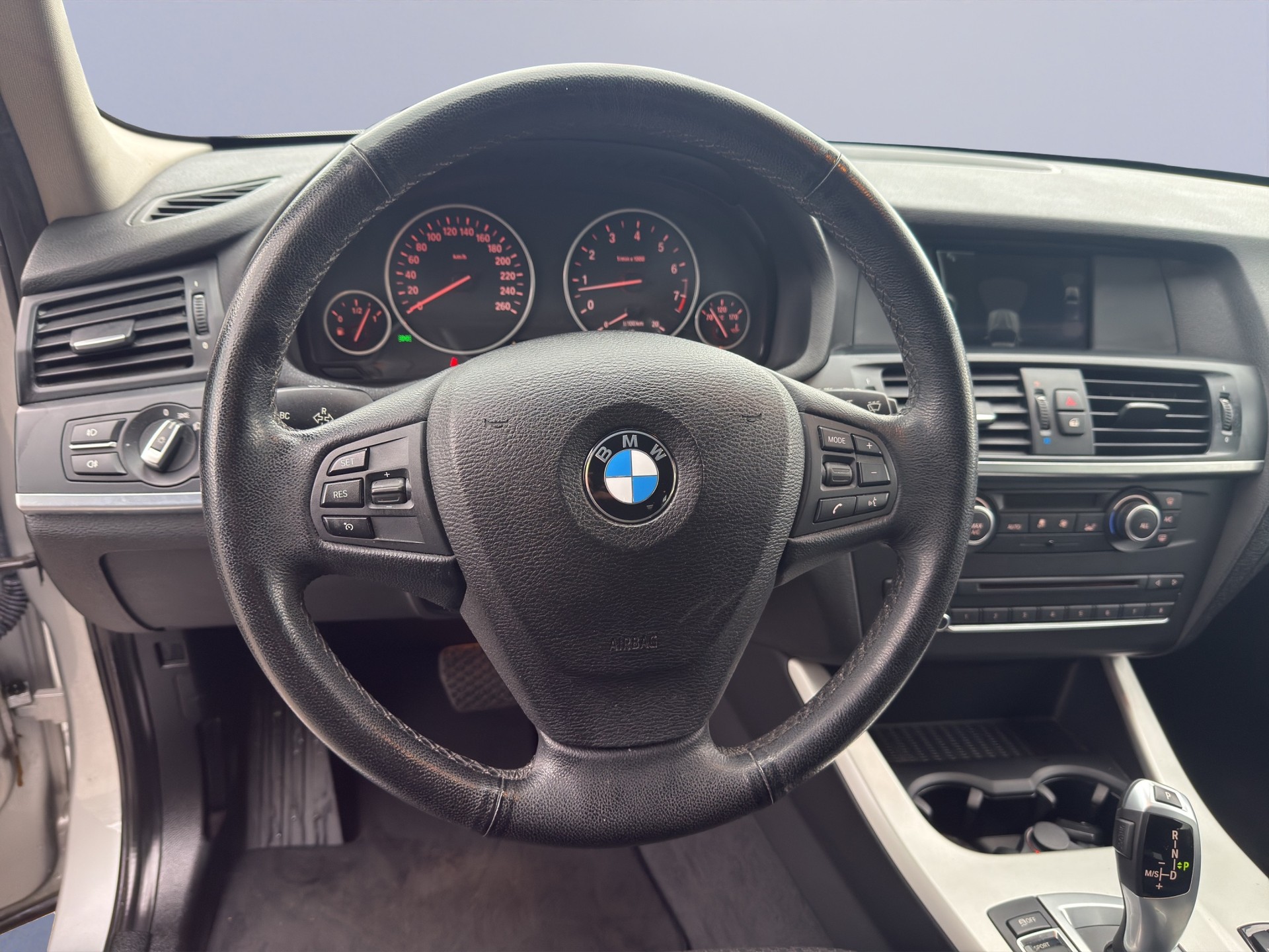 BMW X3 xDrive 28i Steptronic-image-9