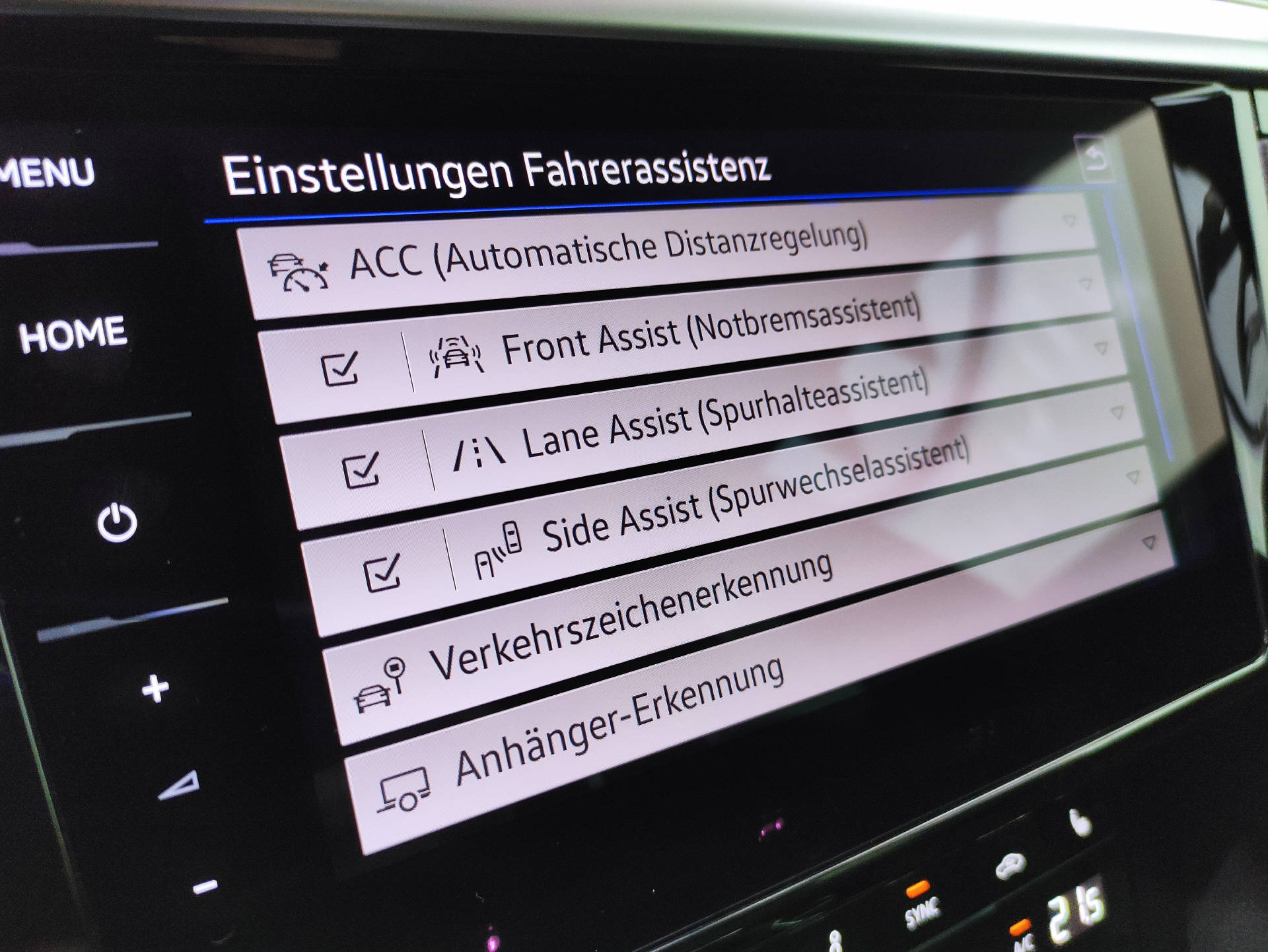 VW Arteon Shooting Brake 2.0 TSI R-Line DSG 4m-image-8