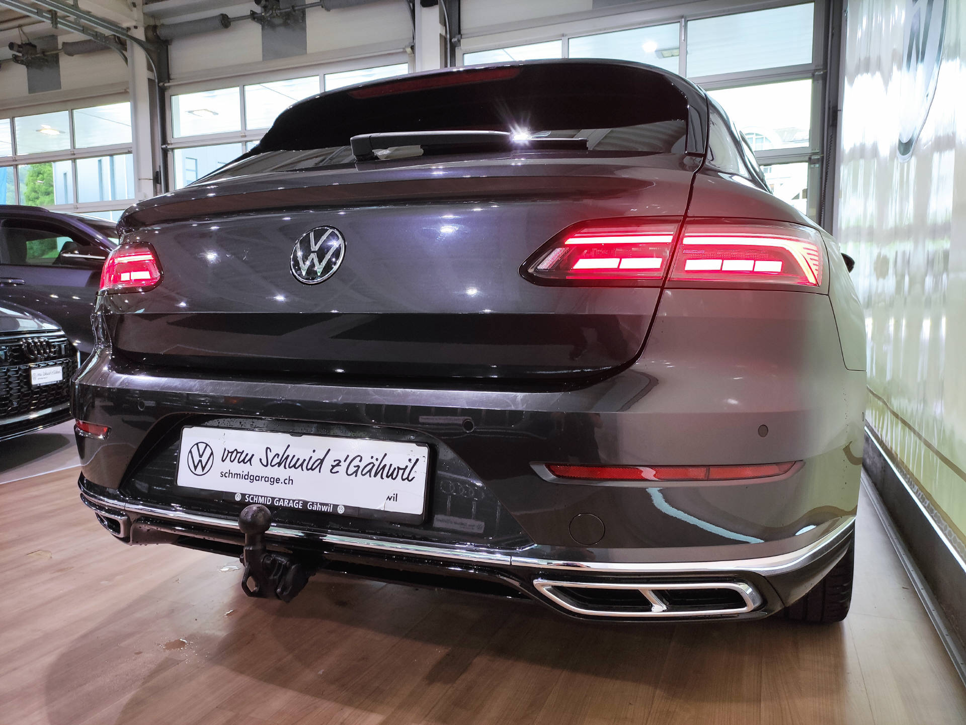 VW Arteon Shooting Brake 2.0 TSI R-Line DSG 4m-image-18