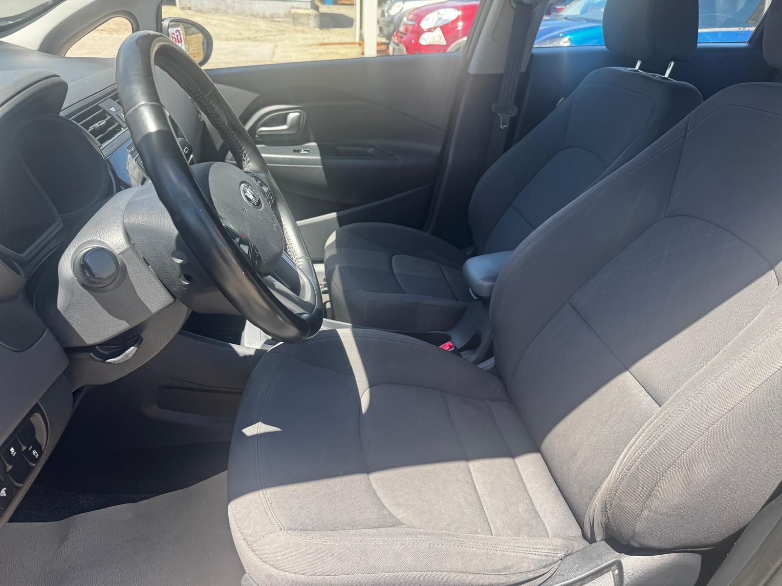 KIA Rio 1.2 CVVT Swiss Eco Edition-image-9