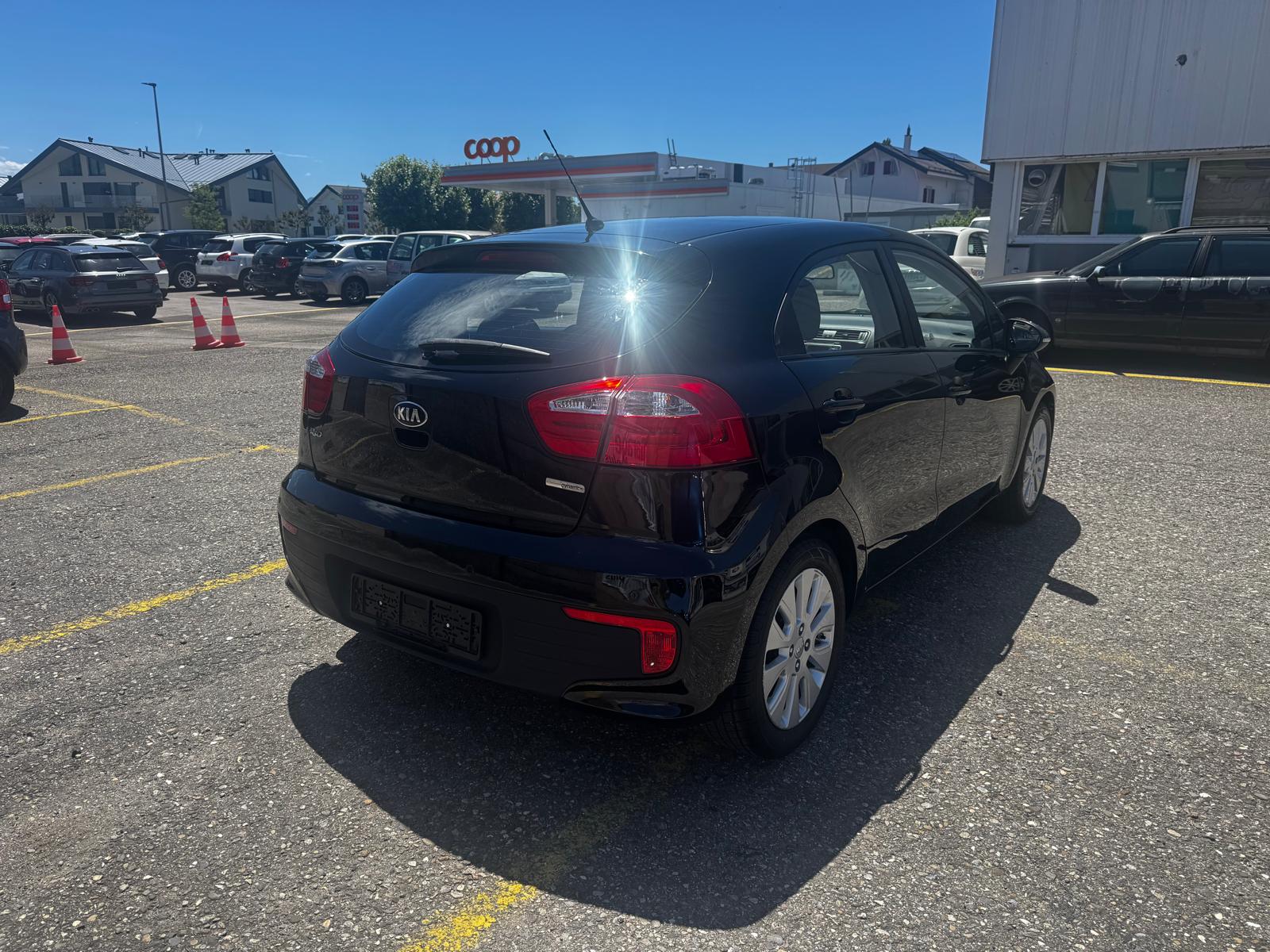KIA Rio 1.2 CVVT Swiss Eco Edition-image-3