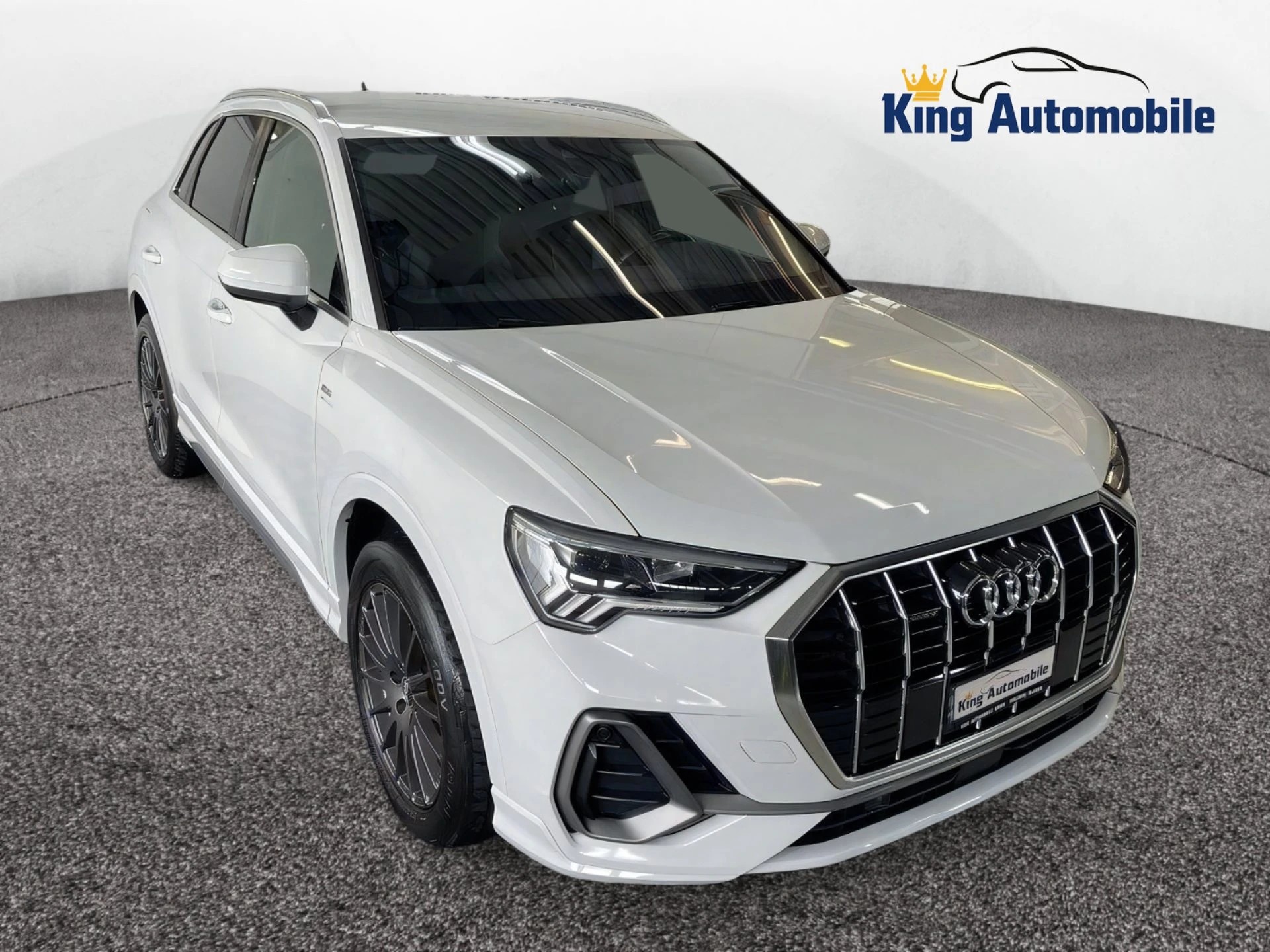 AUDI Q3 40 TFSI S line quattro S-tronic | CH-Auto | Frisch MFK | S-Line Paket-image-3