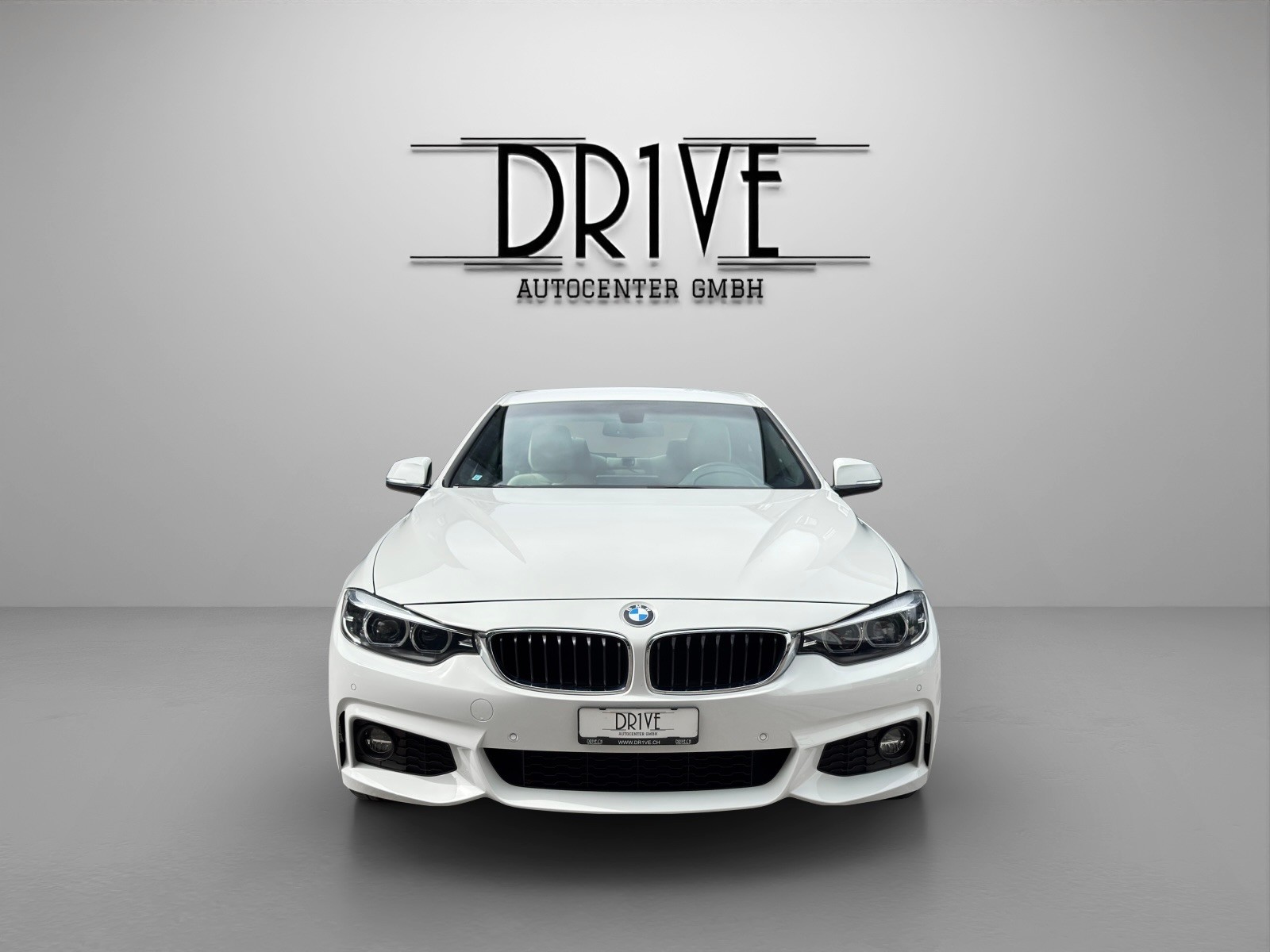 BMW 430i Coupé xDrive M Sport Steptronic-image-1
