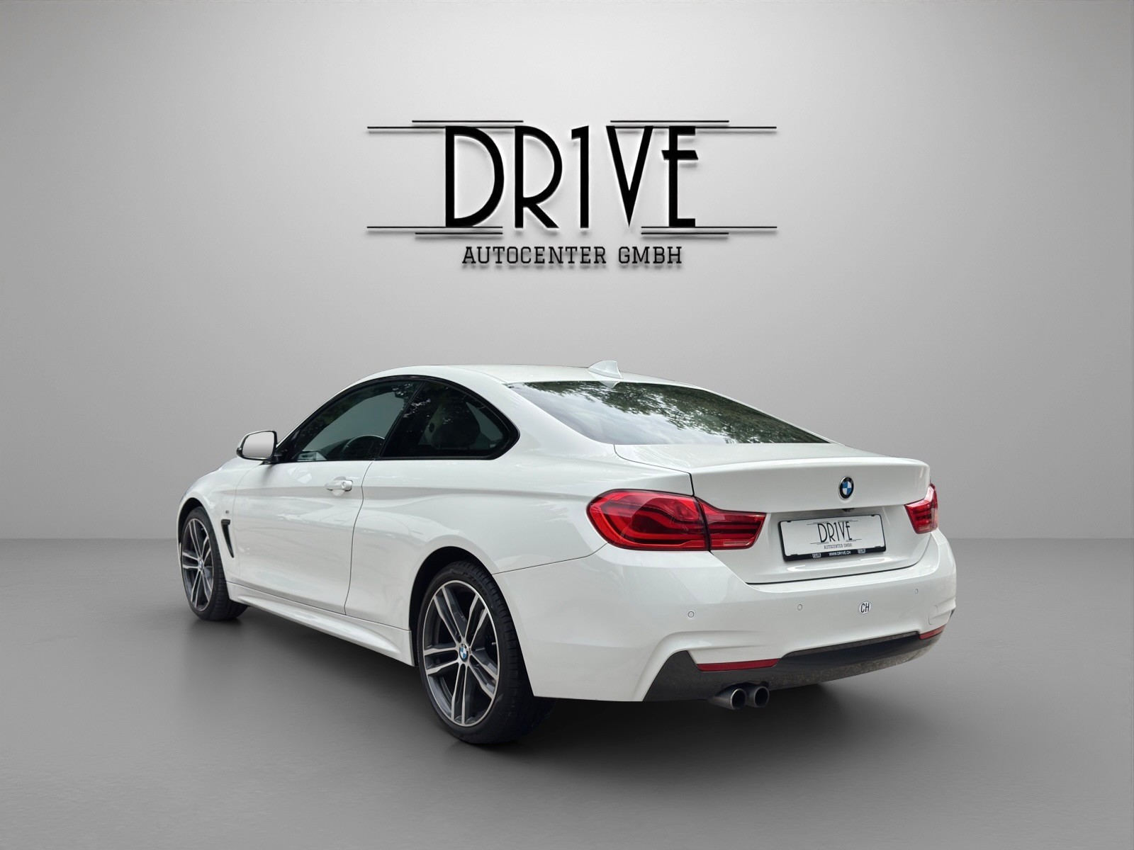 BMW 430i Coupé xDrive M Sport Steptronic-image-6