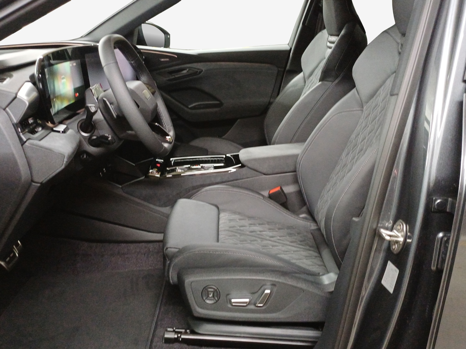 AUDI SQ6 e-tron quattro-image-7