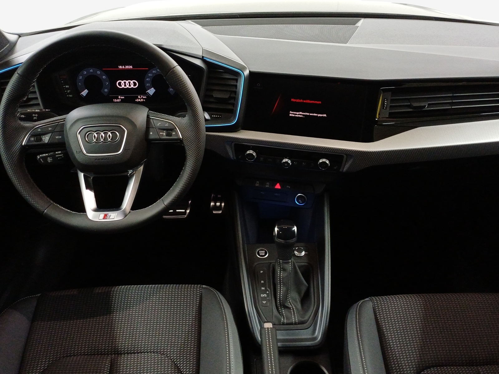 AUDI A1 Sportback 30 TFSI S Line Attraction S-tronic-image-8