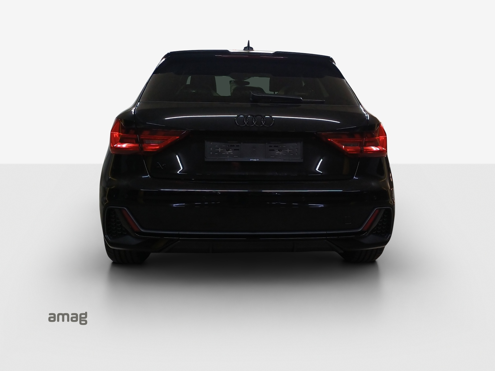AUDI A1 Sportback 30 TFSI S Line Attraction S-tronic-image-3