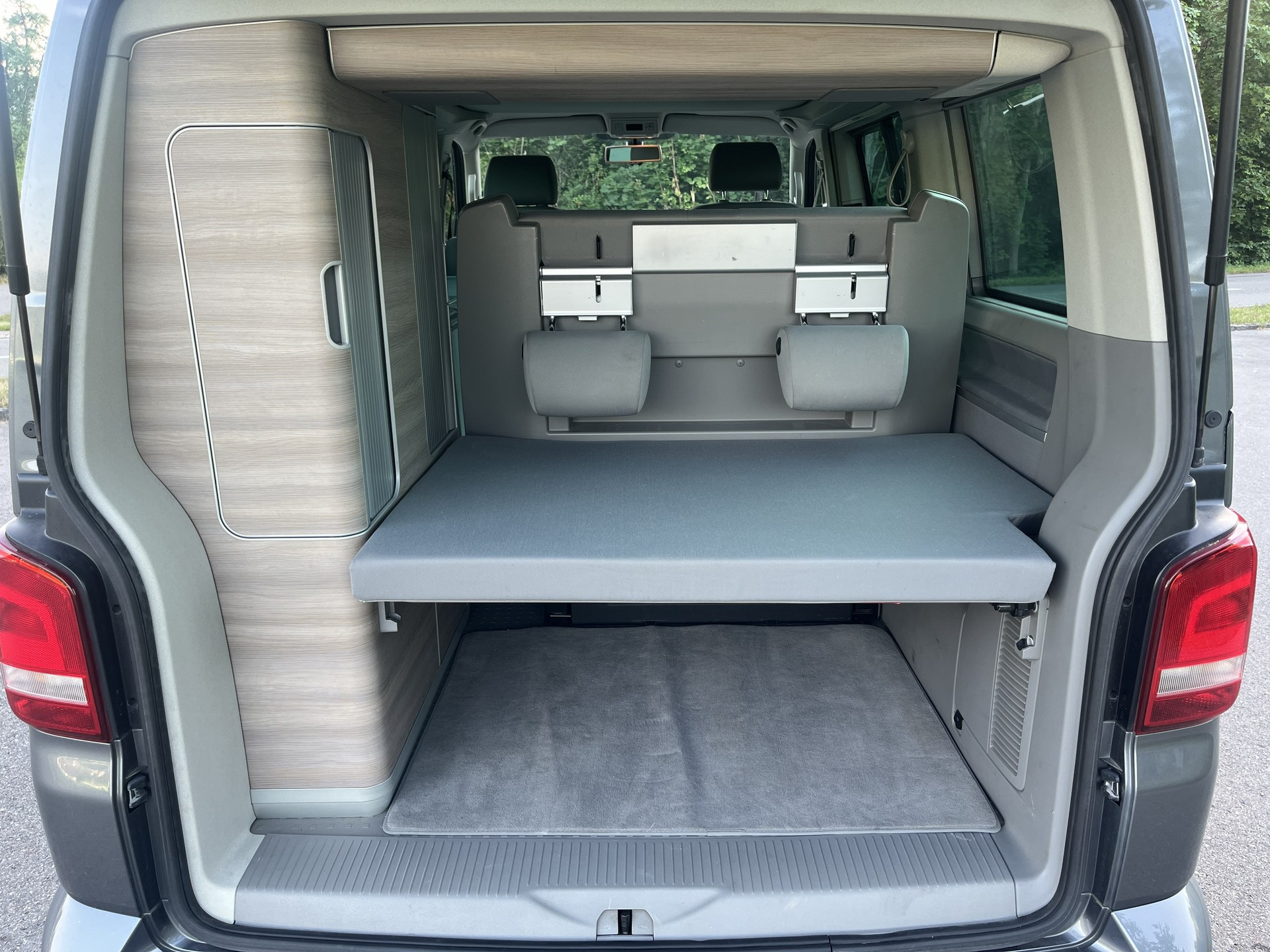 VW T5 California-image-7