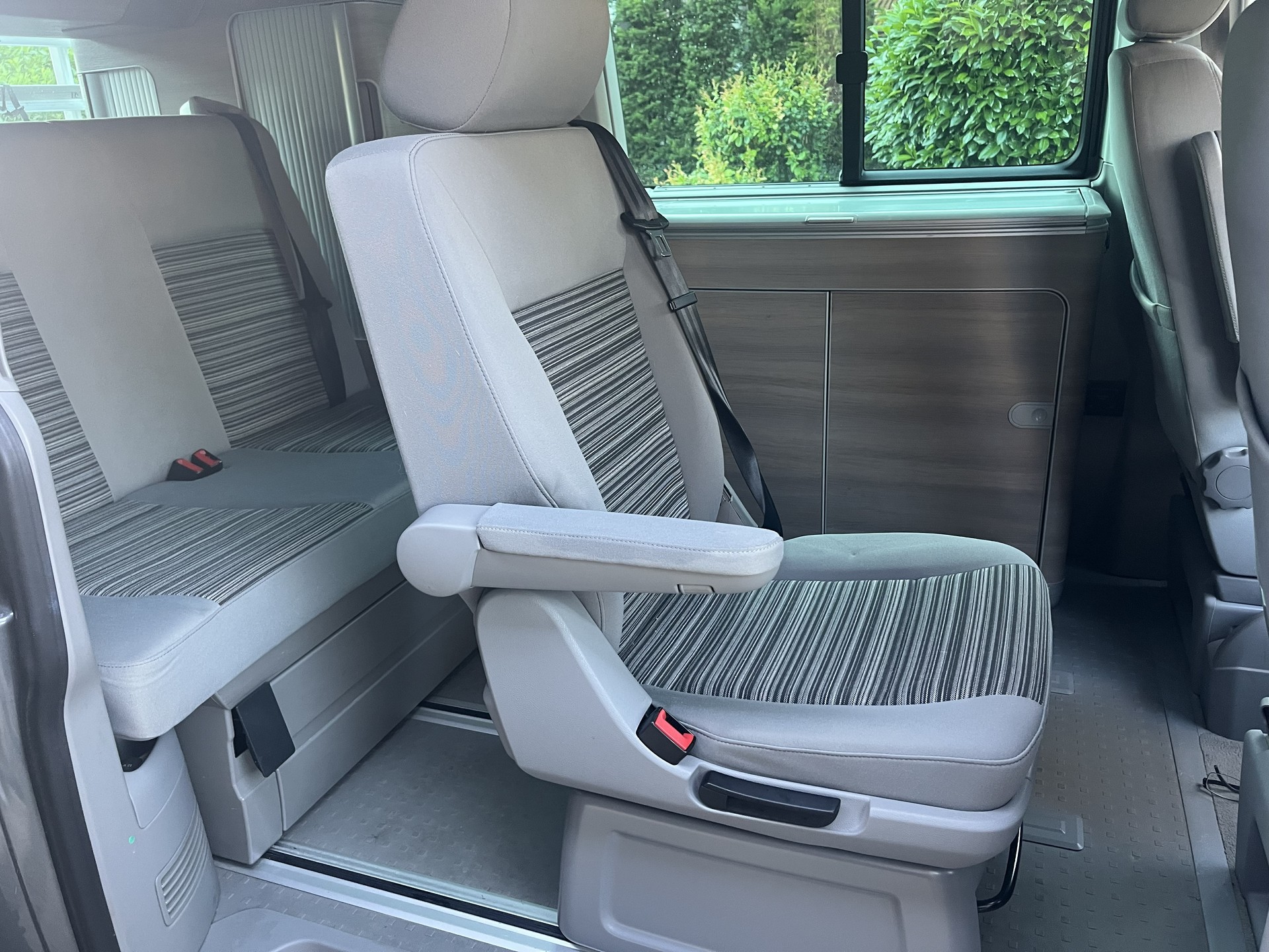 VW T5 California-image-8