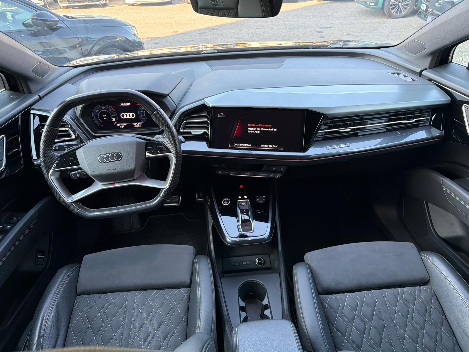 AUDI Q4 Sportback S-LINE e-tron 40-image-14