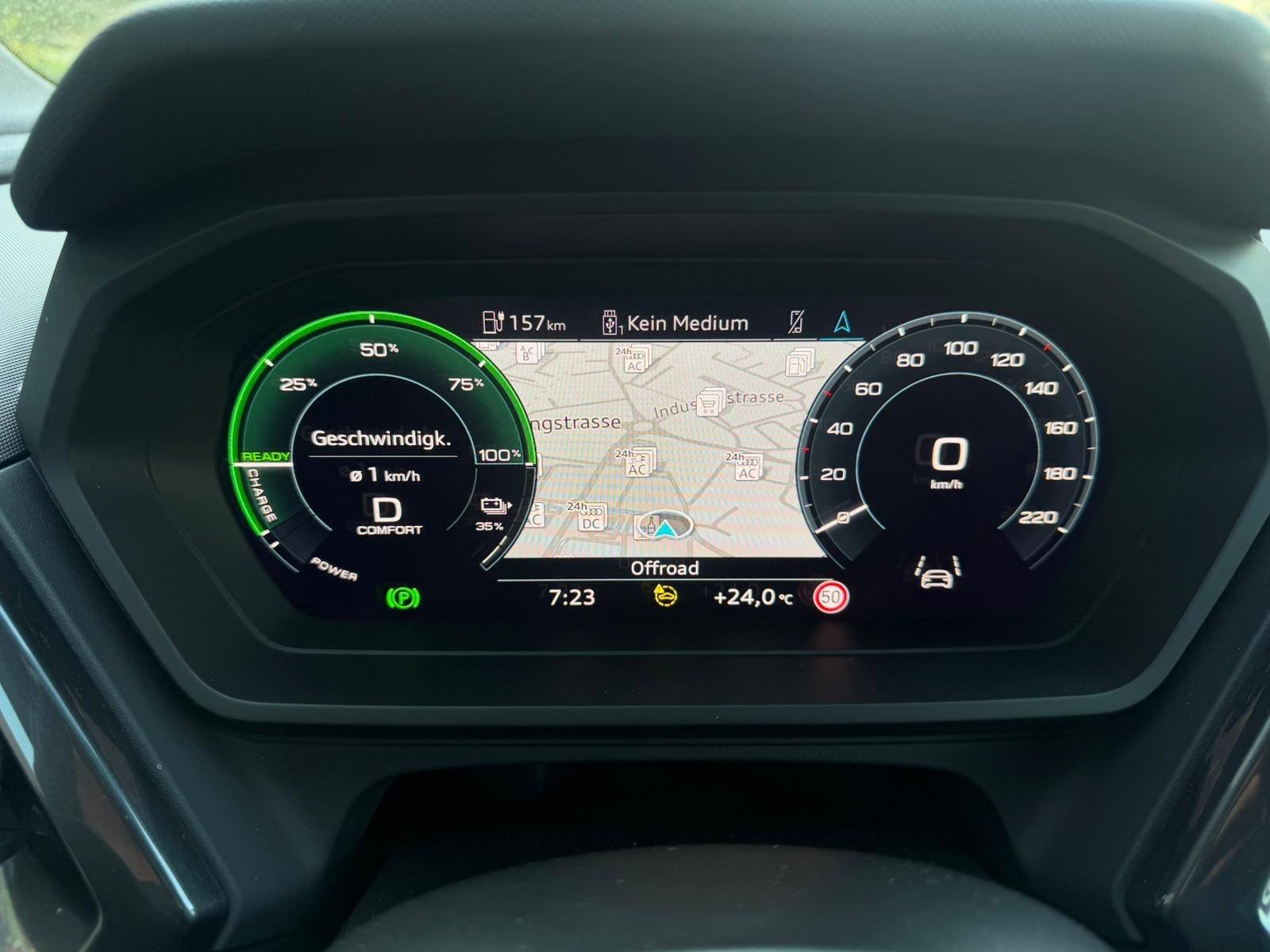 AUDI Q4 Sportback S-LINE e-tron 40-image-12
