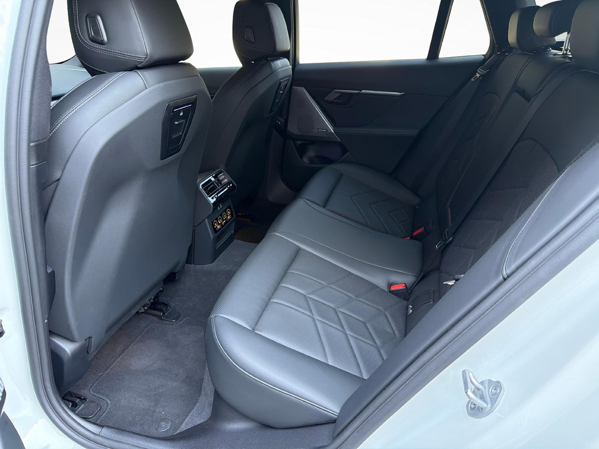 BMW 520d xDrive Touring M-Sport-image-14