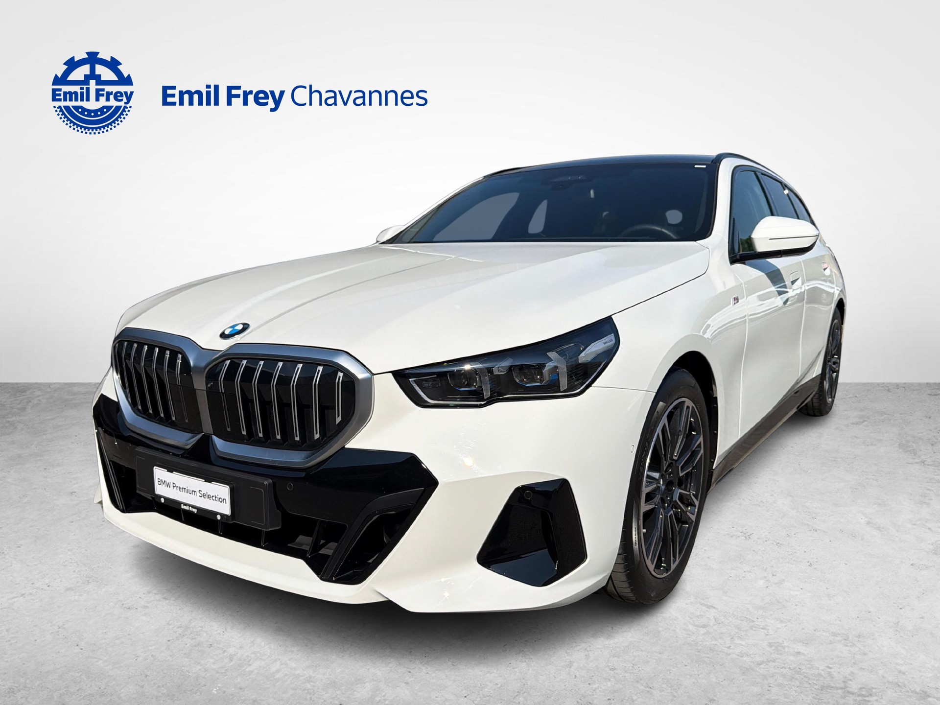 BMW 520d xDrive Touring M-Sport-image-1