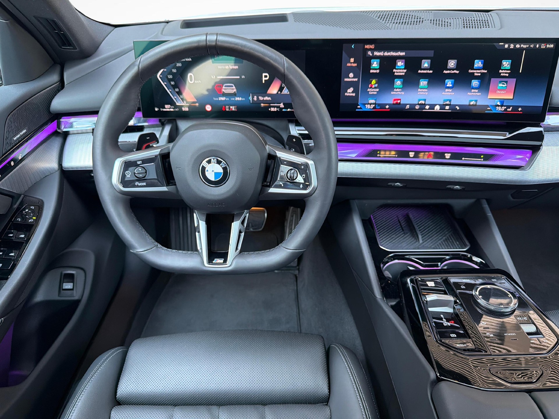 BMW 520d xDrive Touring M-Sport-image-12