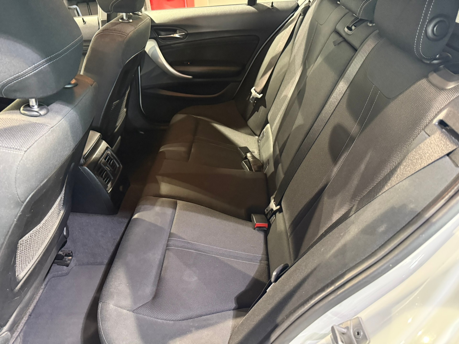 BMW 116i Business-image-24