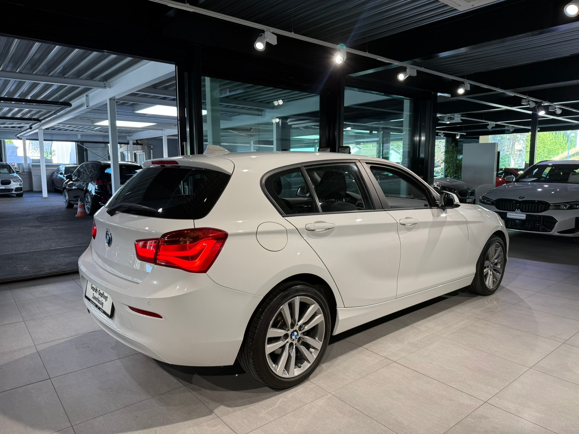 BMW 116i Business-image-5