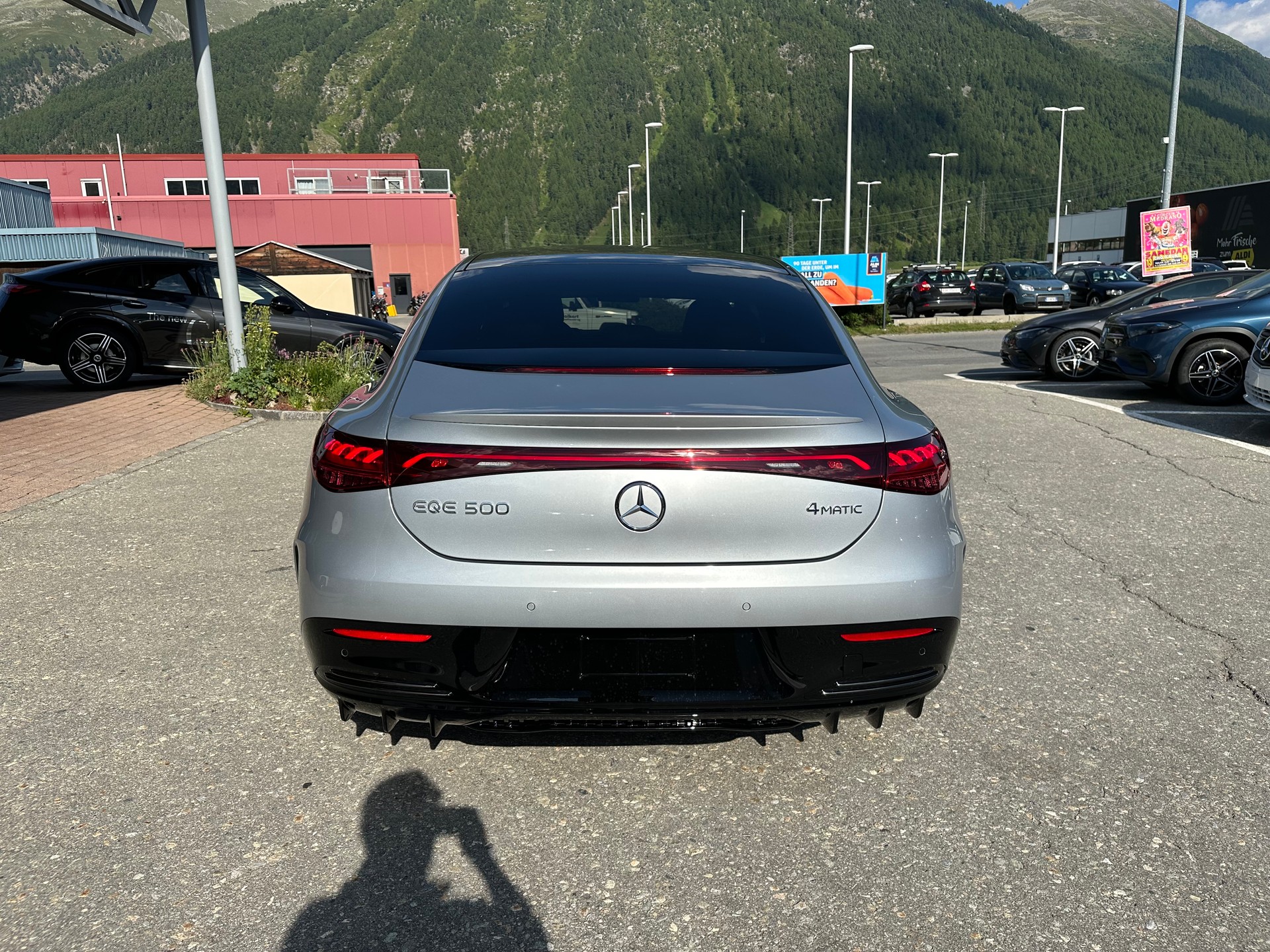 MERCEDES-BENZ EQE 500 AMG Line 4matic-image-7
