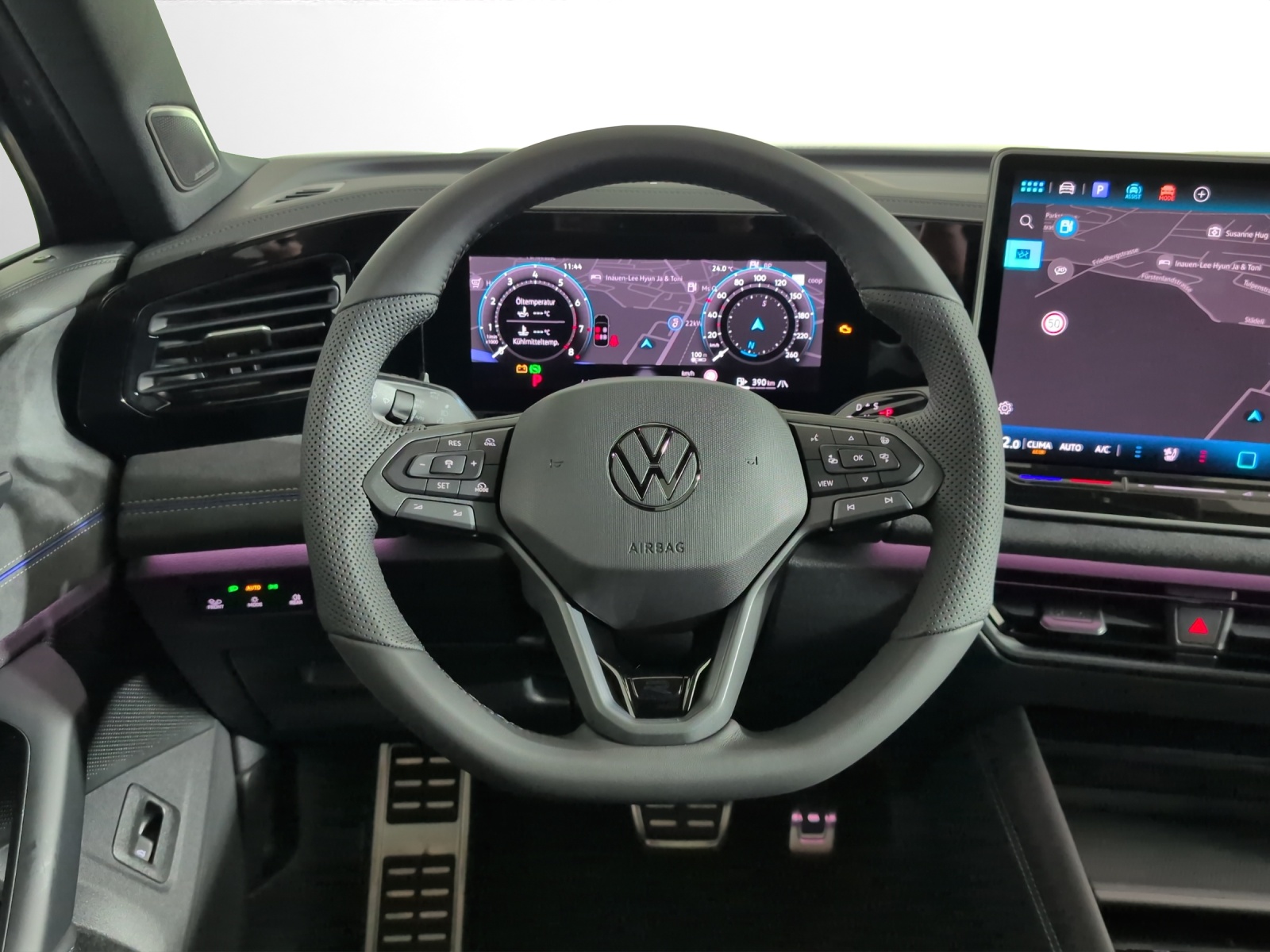 VW Tiguan 2.0 TSI DSG R-Line Plus 4Motion-image-11