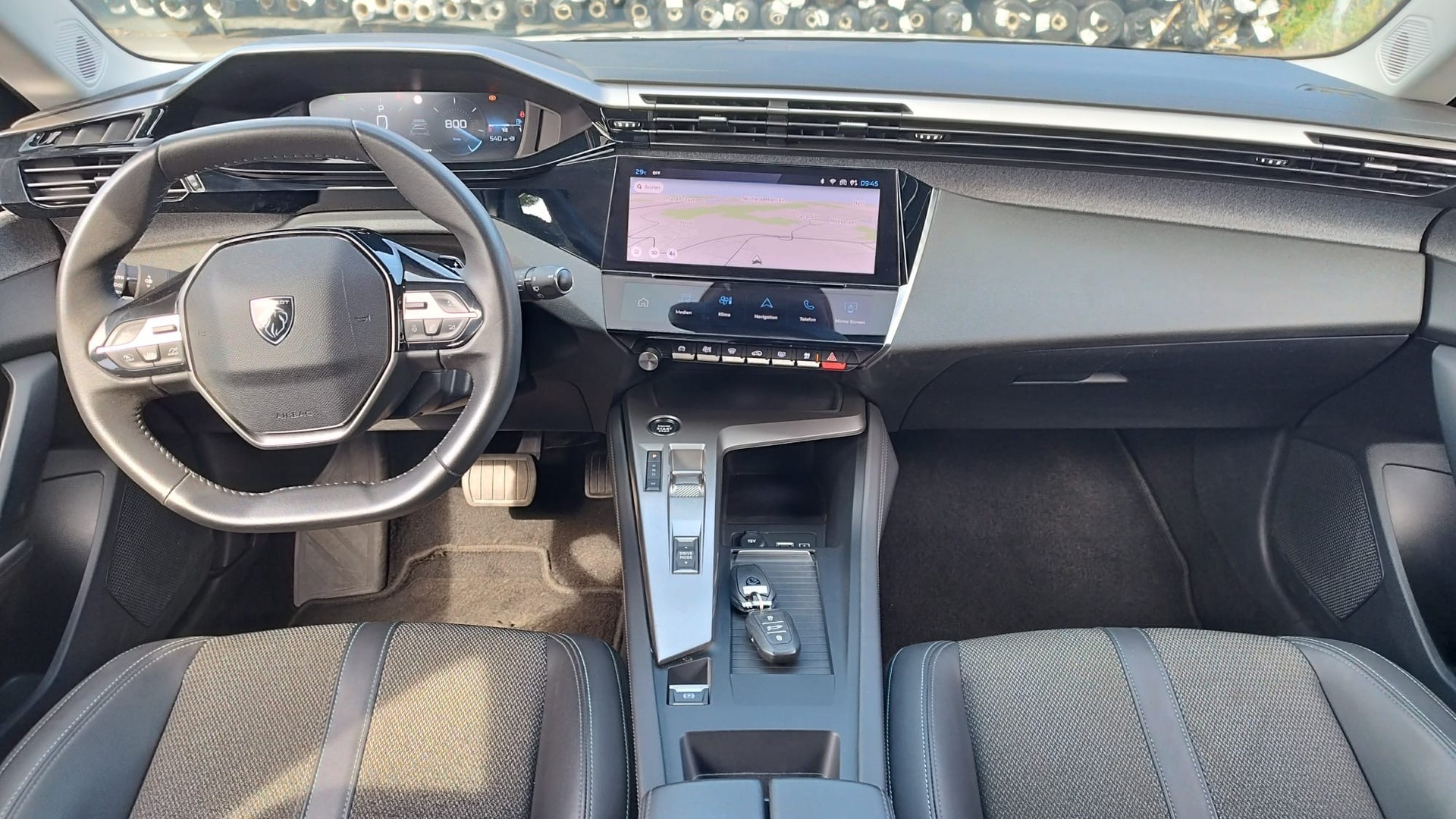 PEUGEOT 308 SW 1.5 BlueHDI Allure Pack EAT8-image-9