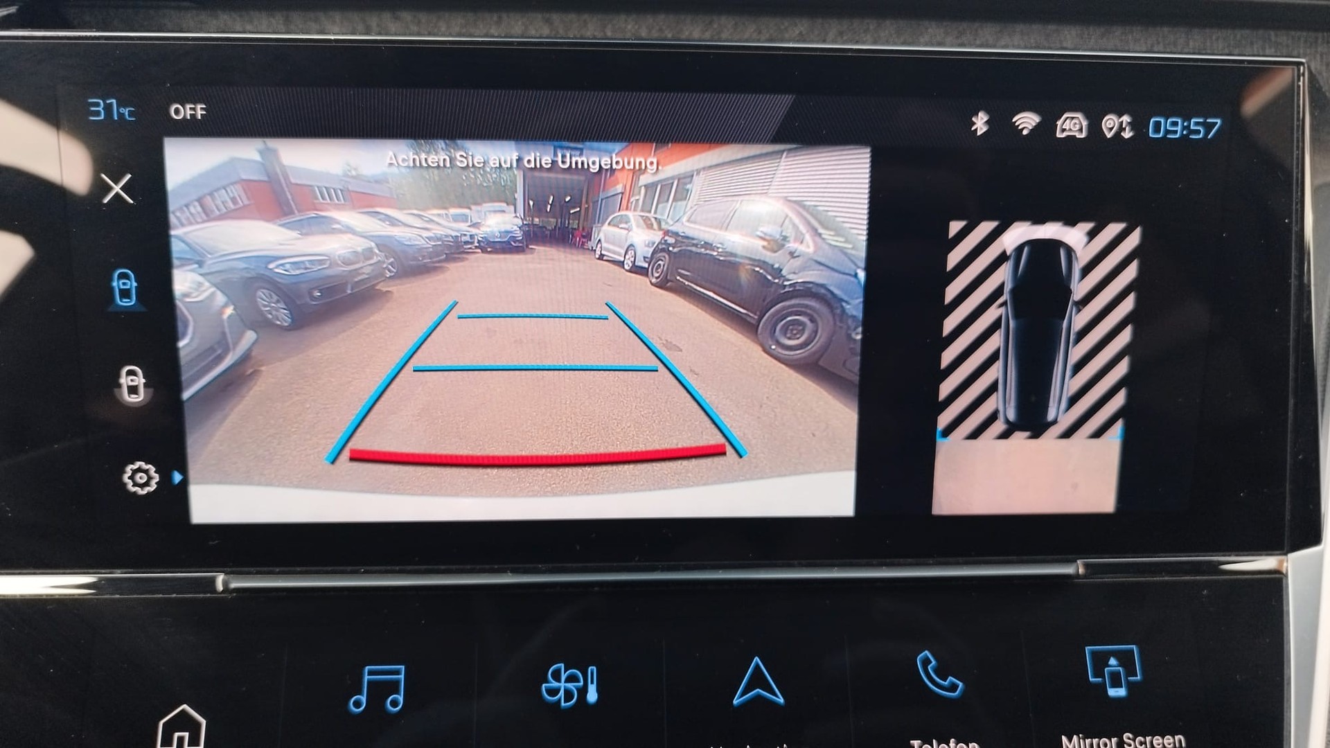 PEUGEOT 308 SW 1.5 BlueHDI Allure Pack EAT8-image-12