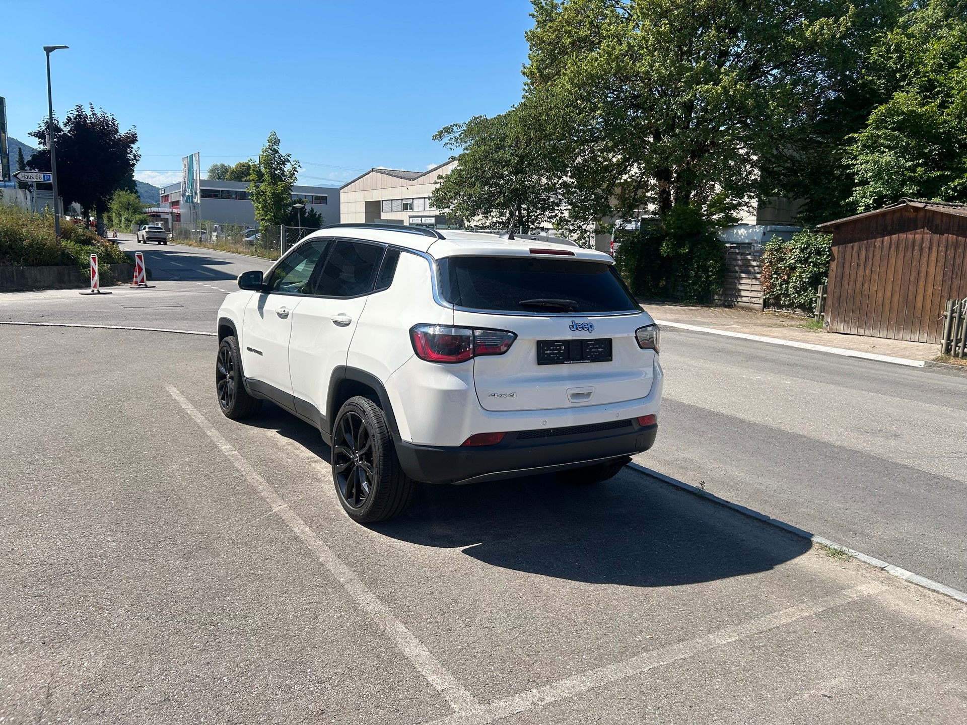 JEEP 1.4 Turbo Opening Edition AWD-image-3
