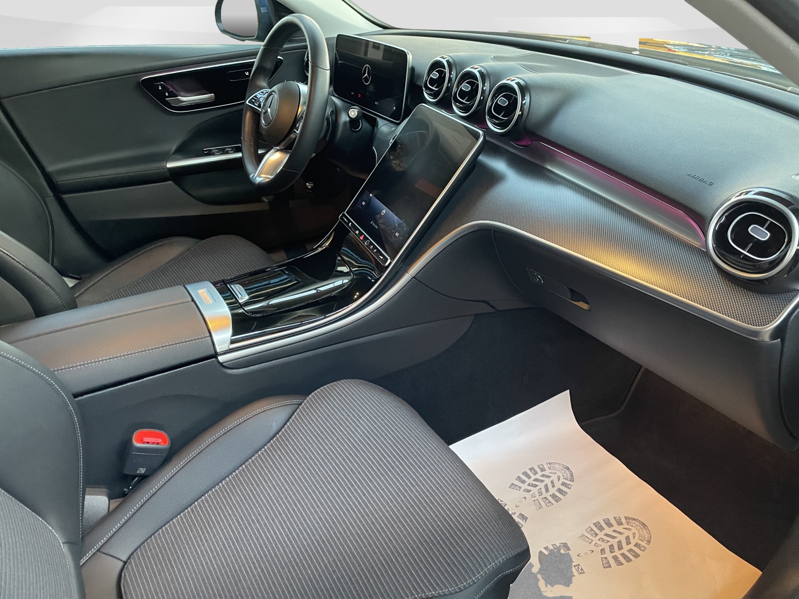 MERCEDES-BENZ C 220 d Avantgarde 4matic Kombi-image-8