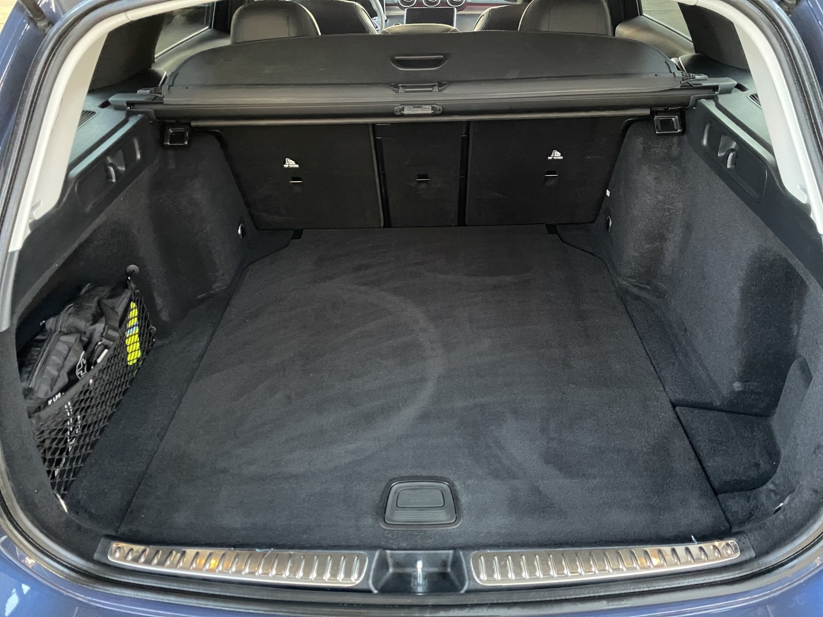 MERCEDES-BENZ C 220 d Avantgarde 4matic Kombi-image-10