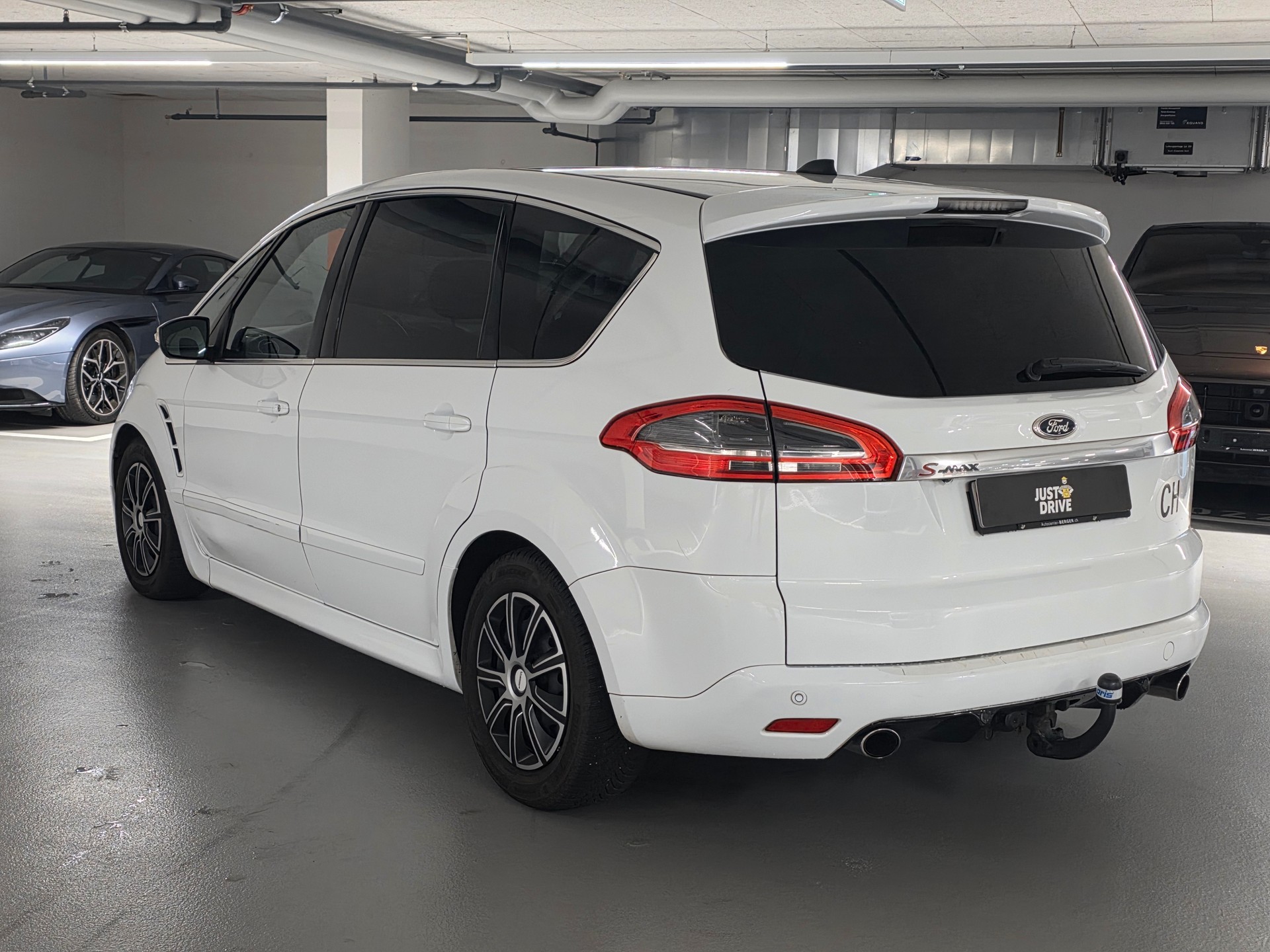 FORD S-Max 2.2 TDCi TitaniumS Automatic-image-6