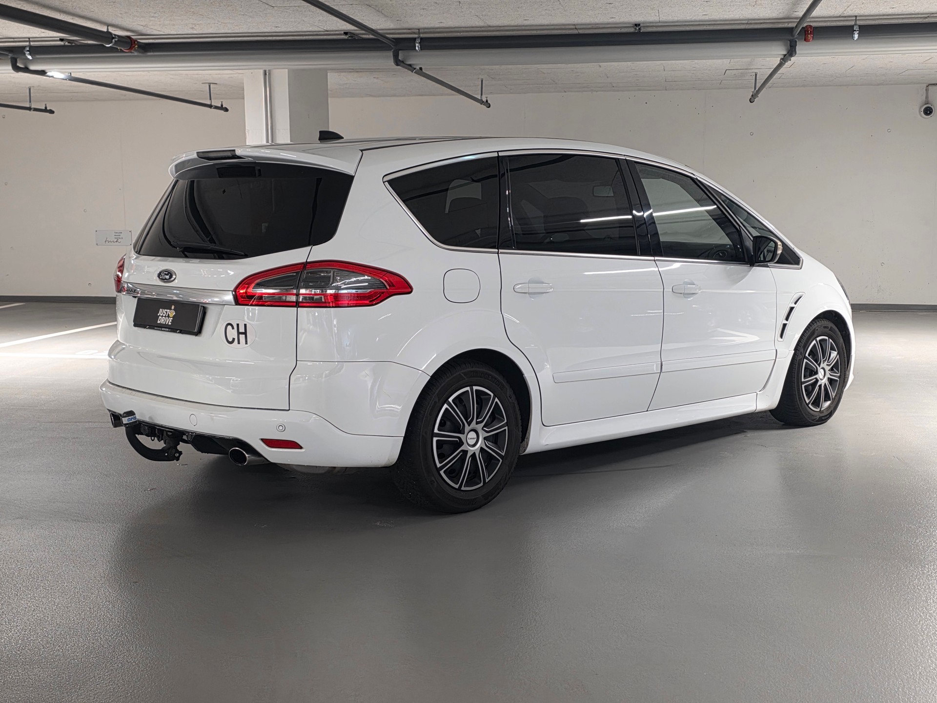 FORD S-Max 2.2 TDCi TitaniumS Automatic-image-4