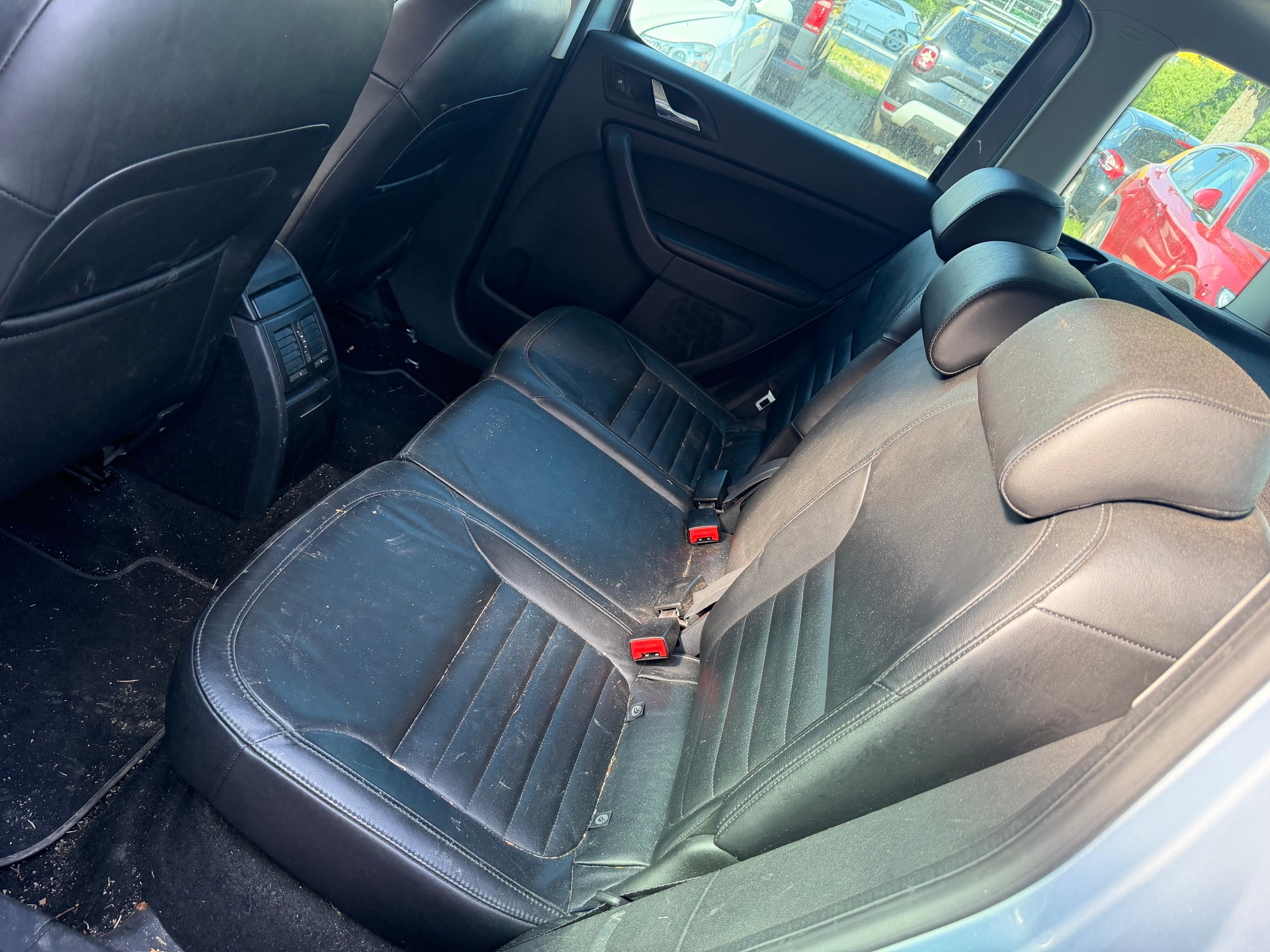 SKODA Yeti 2.0 TDI Elegance 4x4 DSG-image-8