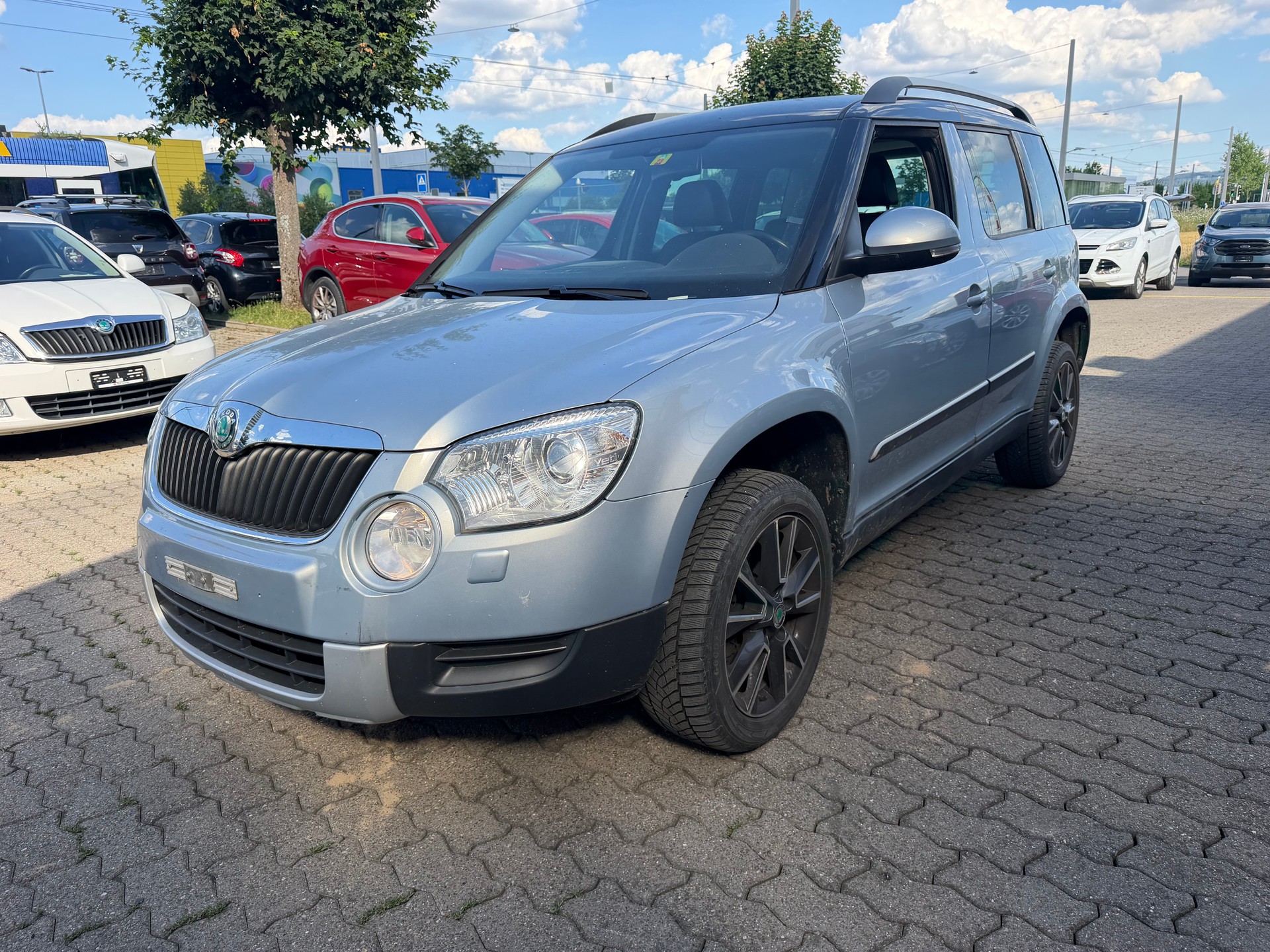 SKODA Yeti 2.0 TDI Elegance 4x4 DSG-image-0