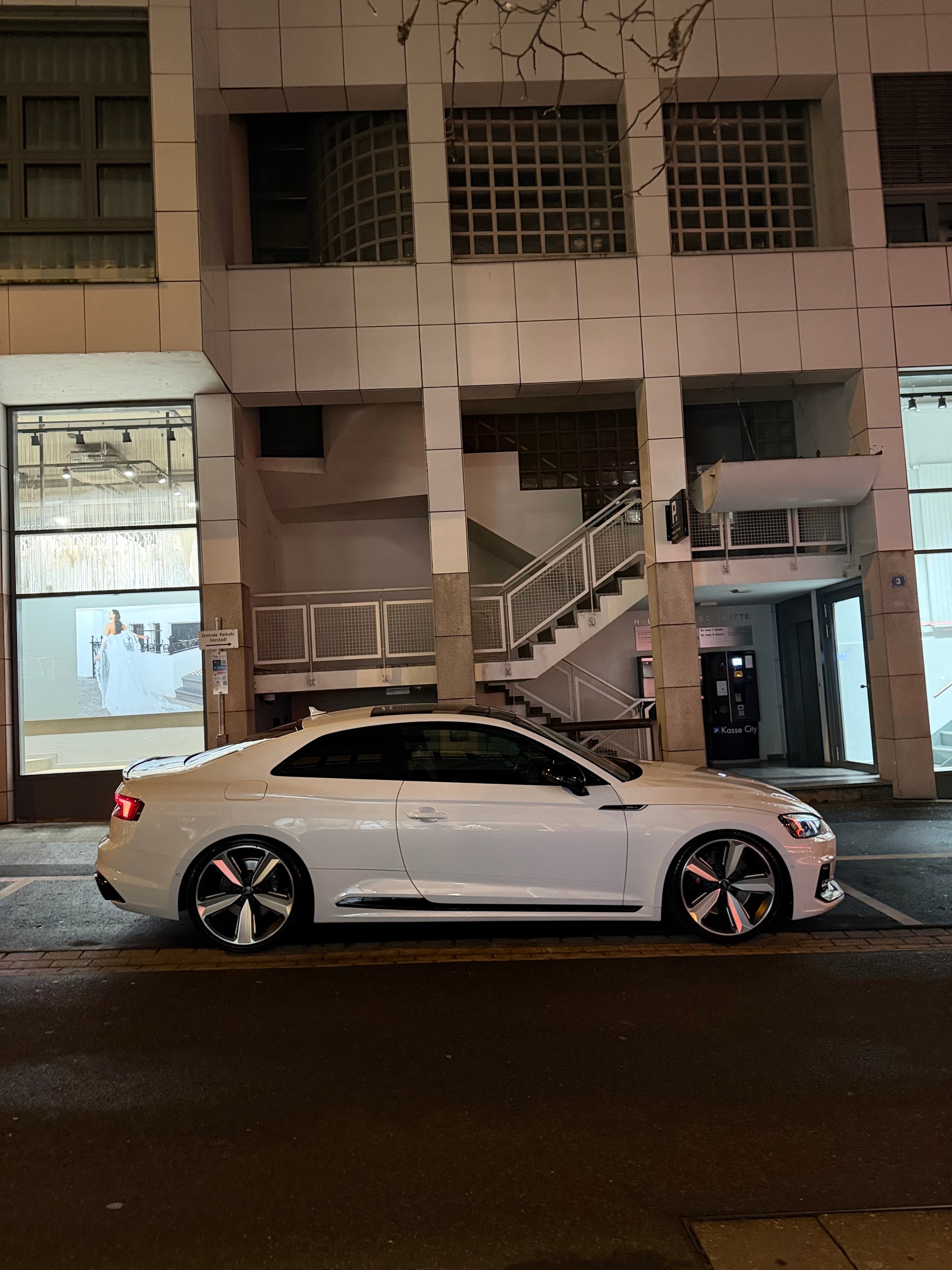 AUDI 2.9 V6 TFSI quattro T-Tronic-image-9