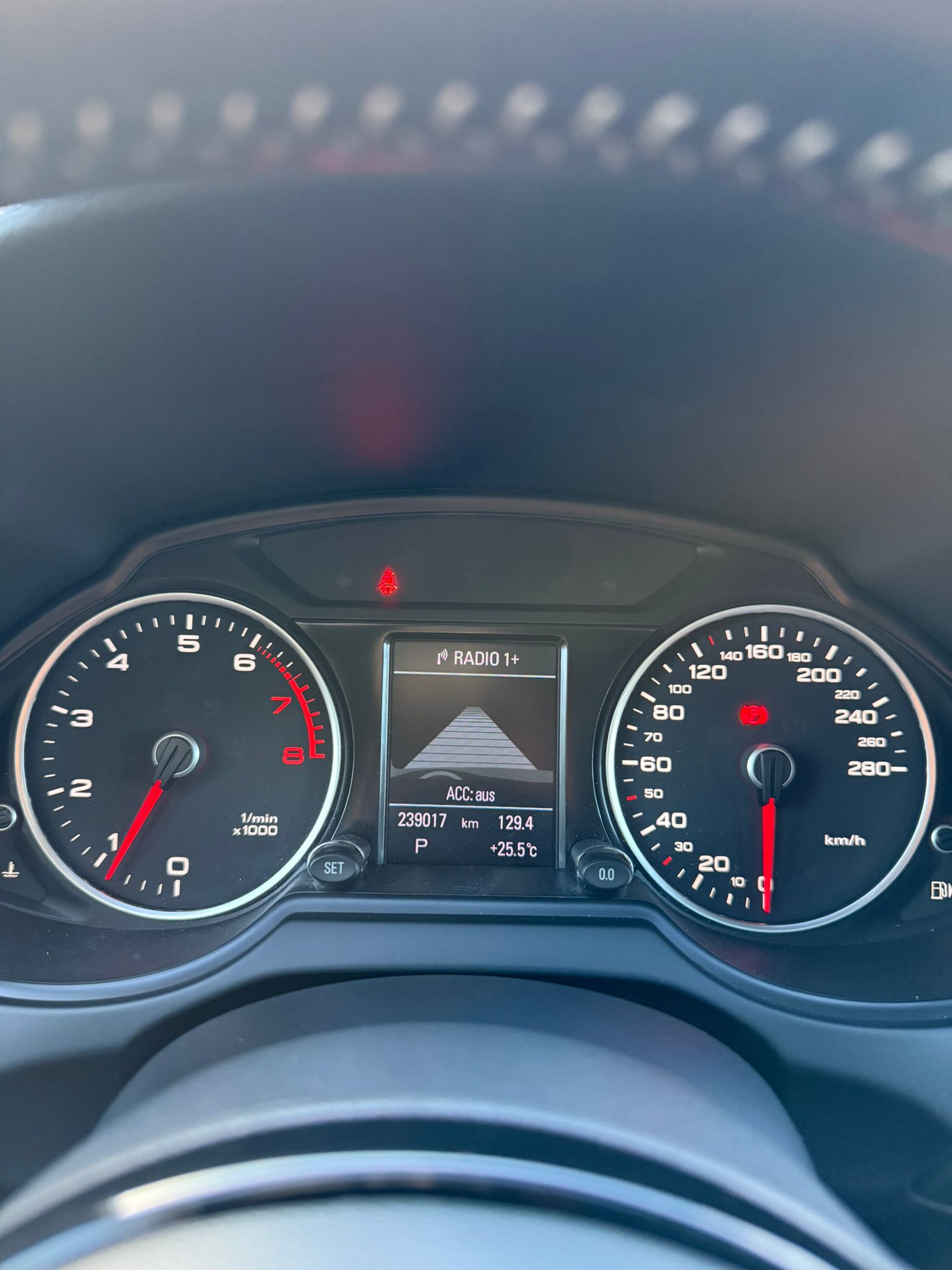 AUDI Q5 2.0 TFSI quattro tiptronic-image-12
