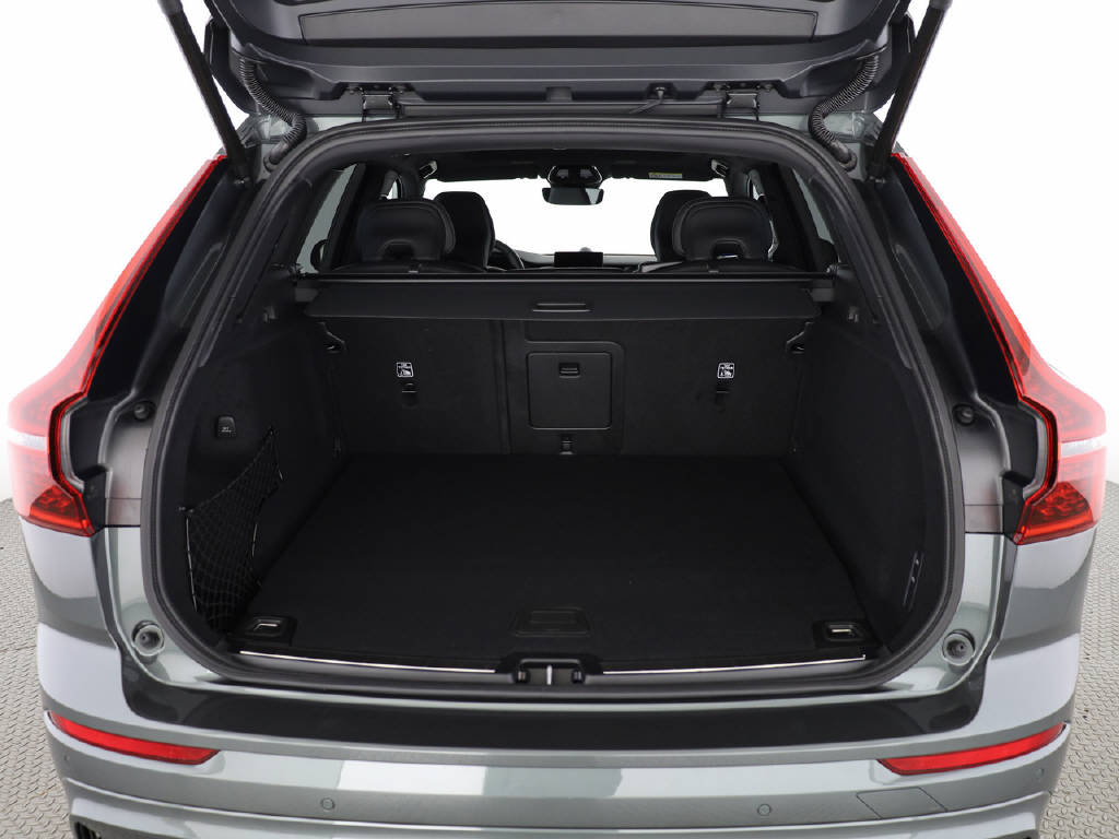 VOLVO XC60 2.0 T8 TE Ultra Dark eAWD-image-25
