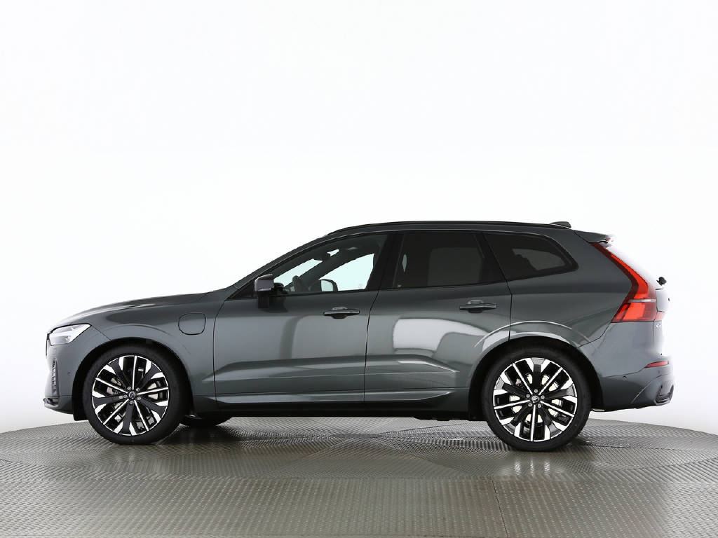 VOLVO XC60 2.0 T8 TE Ultra Dark eAWD-image-8