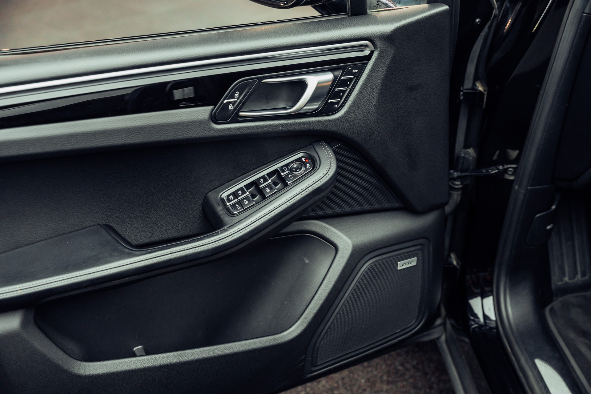 PORSCHE Macan S PDK Porsche Approved-image-10