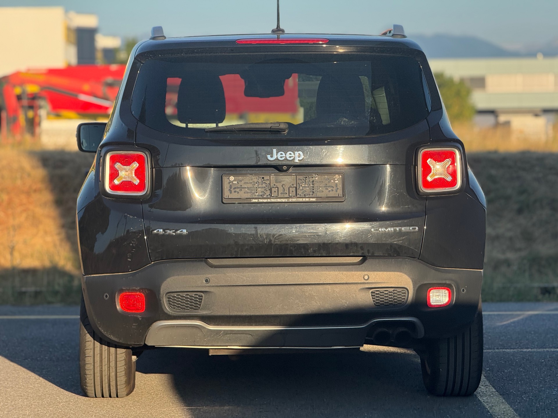 JEEP Renegade 1.4 Turbo Limited AWD-image-4