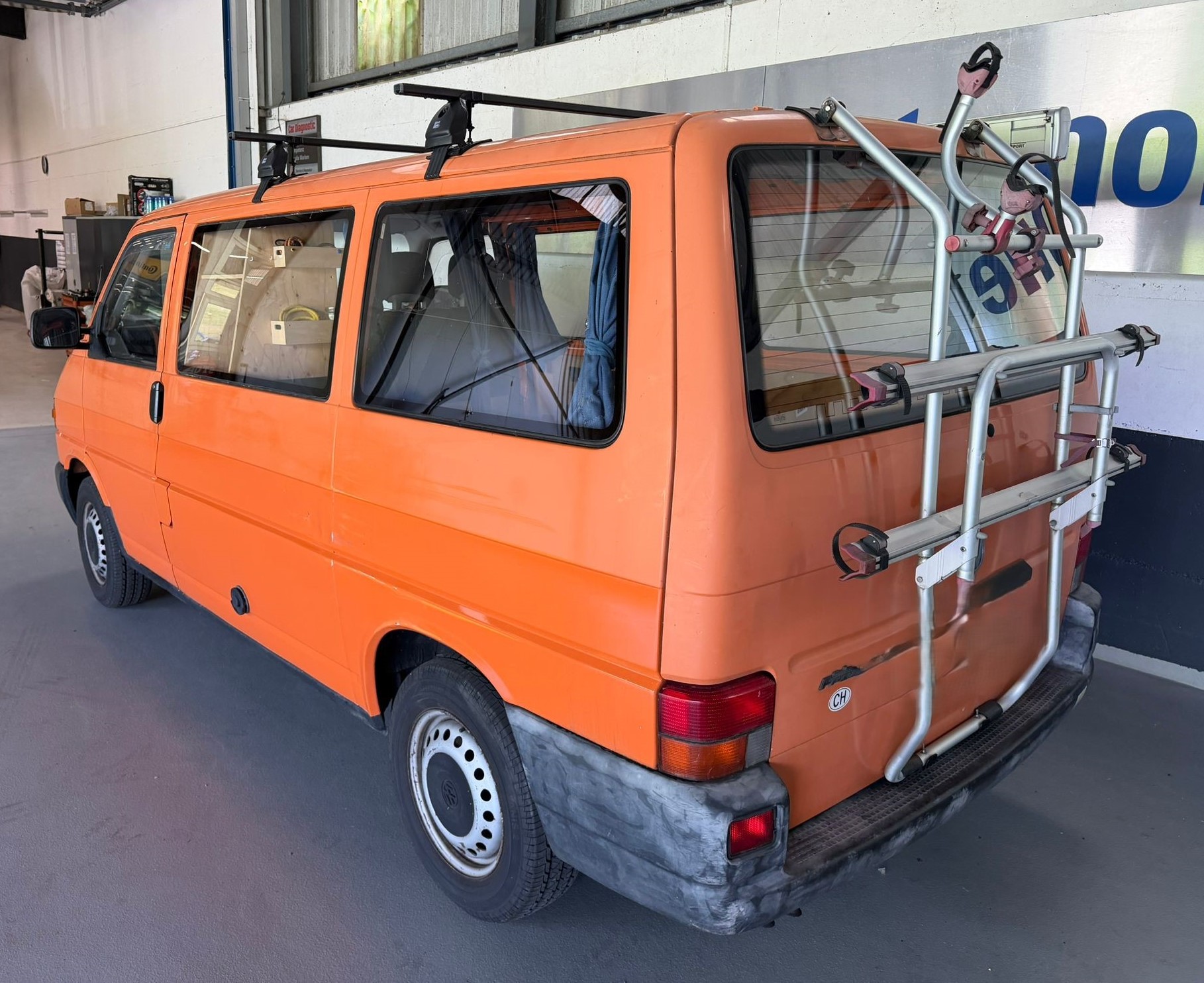 VW Caravelle 2.5DI ABS-image-3