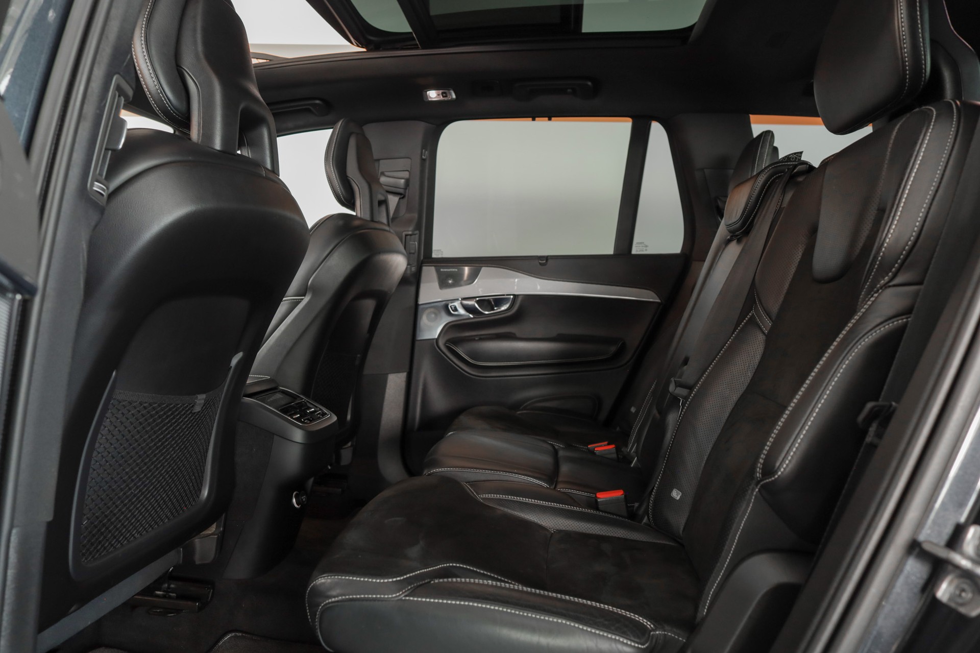 VOLVO XC90 T6 AWD R-Design Geartronic-image-7