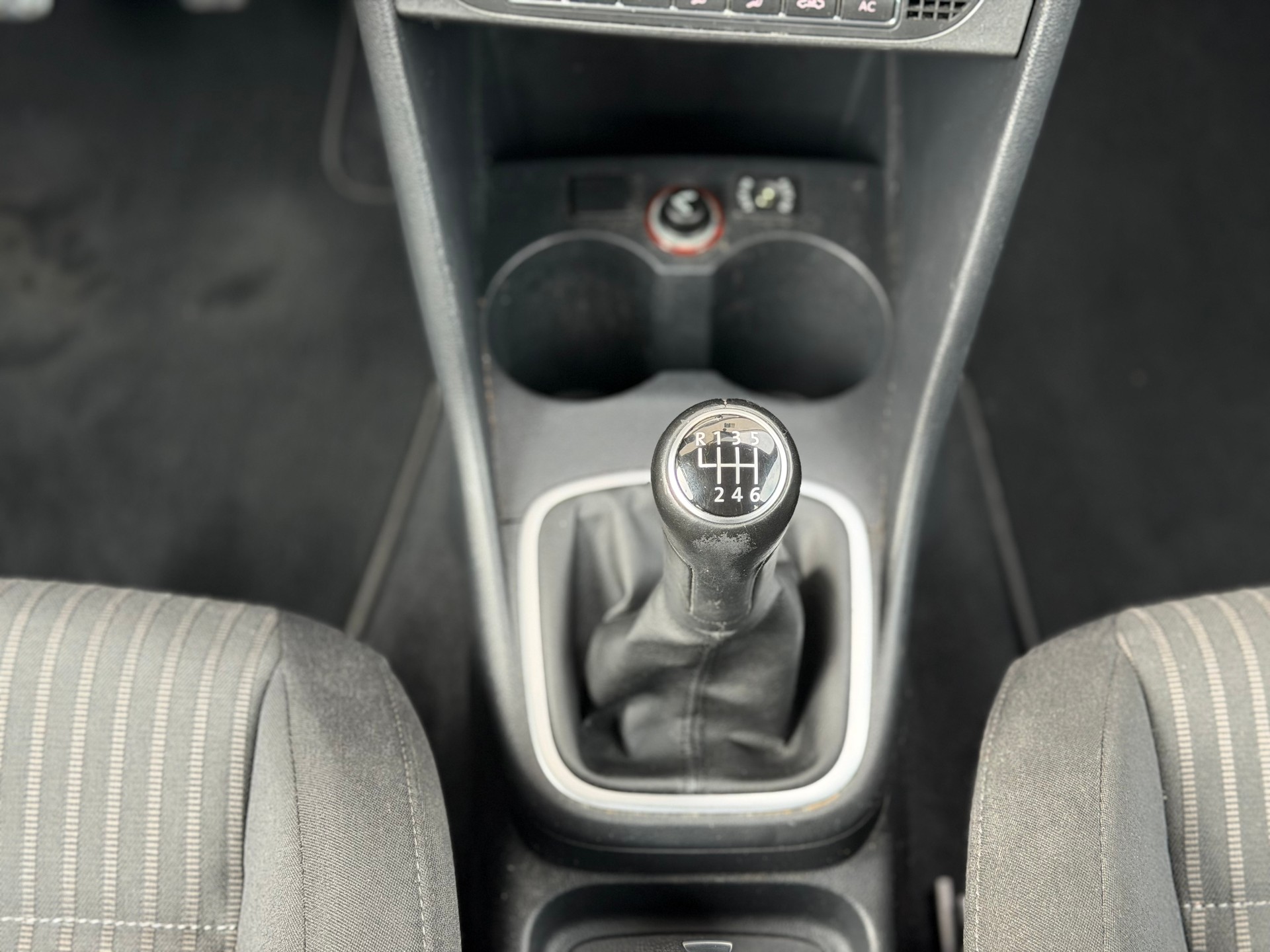 VW Polo 1.2 TSI Trendline-image-10
