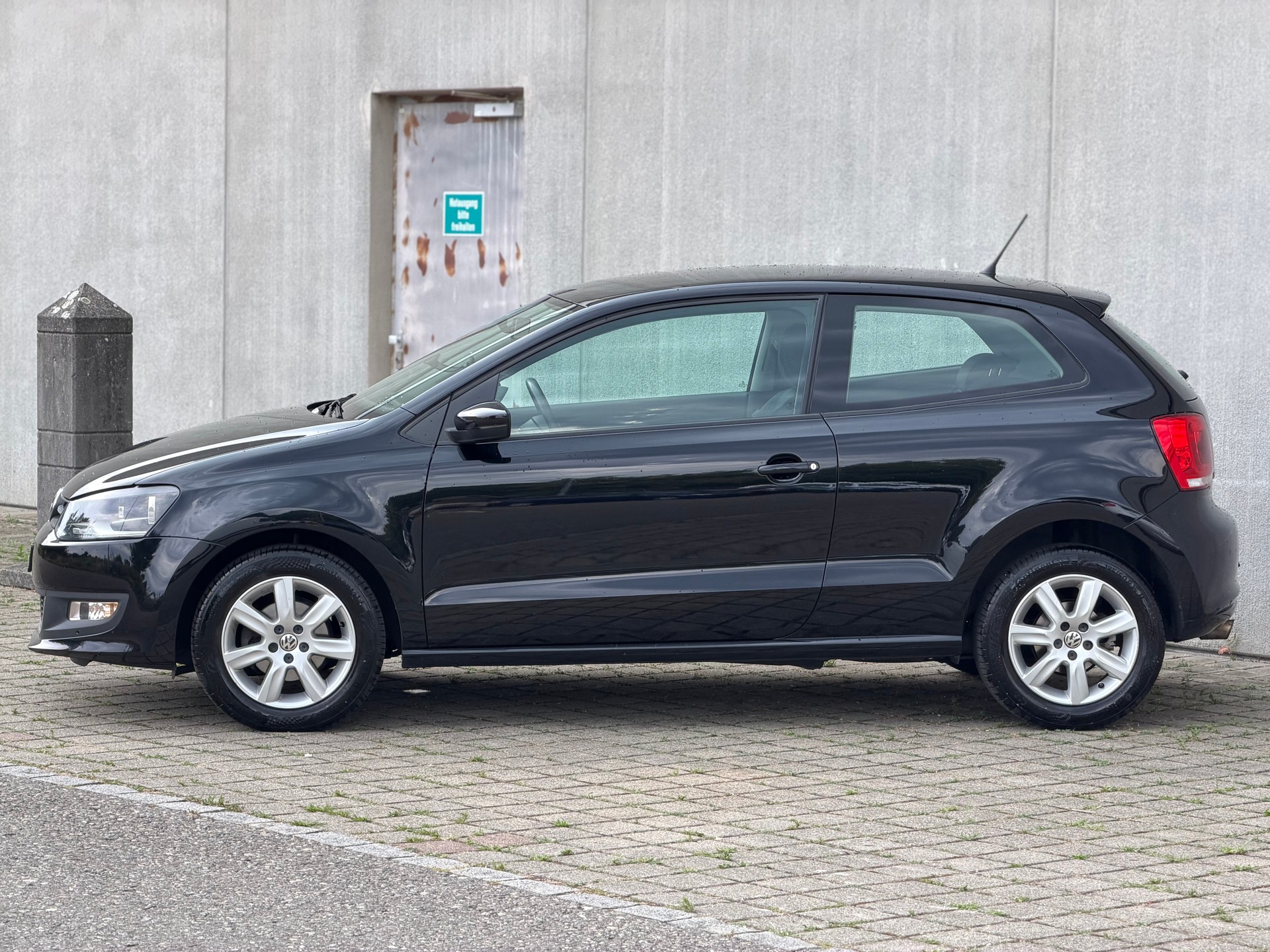 VW Polo 1.2 TSI Trendline-image-2