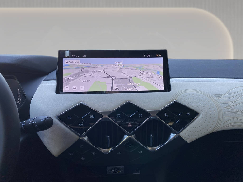 DS AUTOMOBILES DS3 Crossback 1.2 Hybrid Jules consignation Hotz-image-13