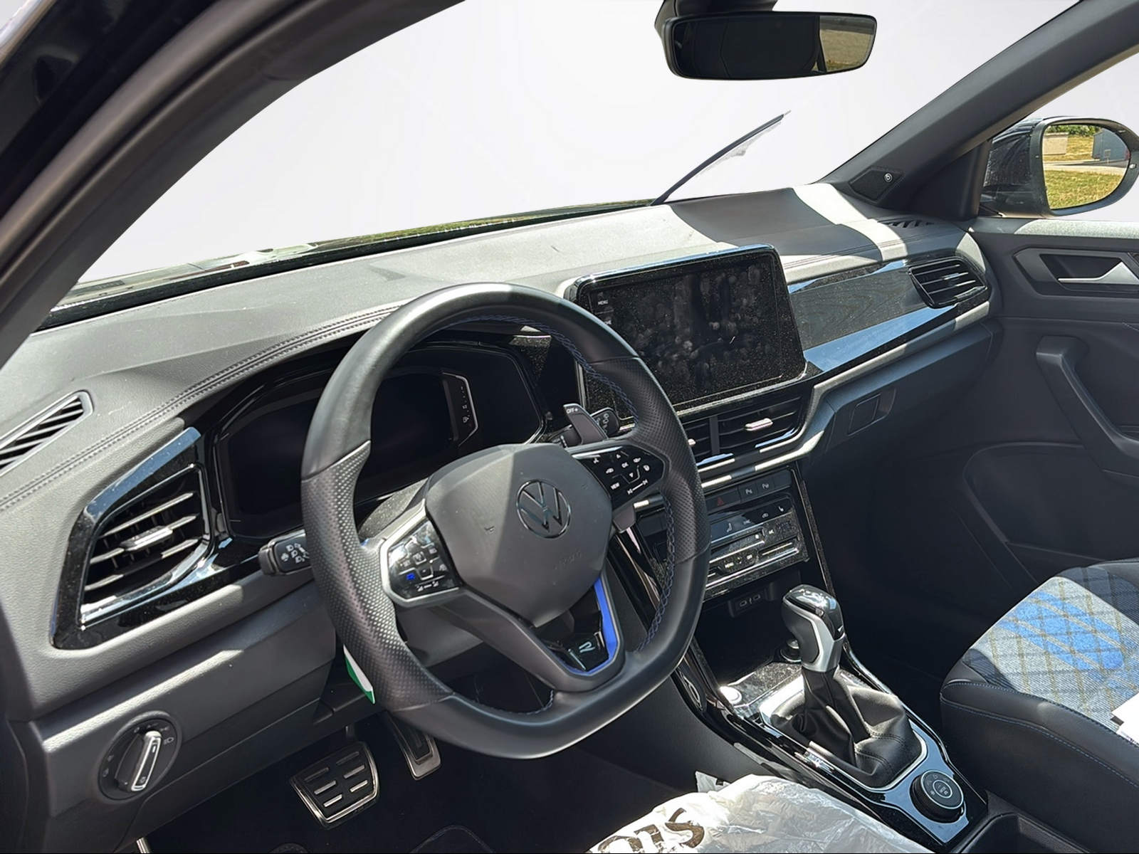 VW T-Roc 2.0 TSI R DSG 4Motion-image-7