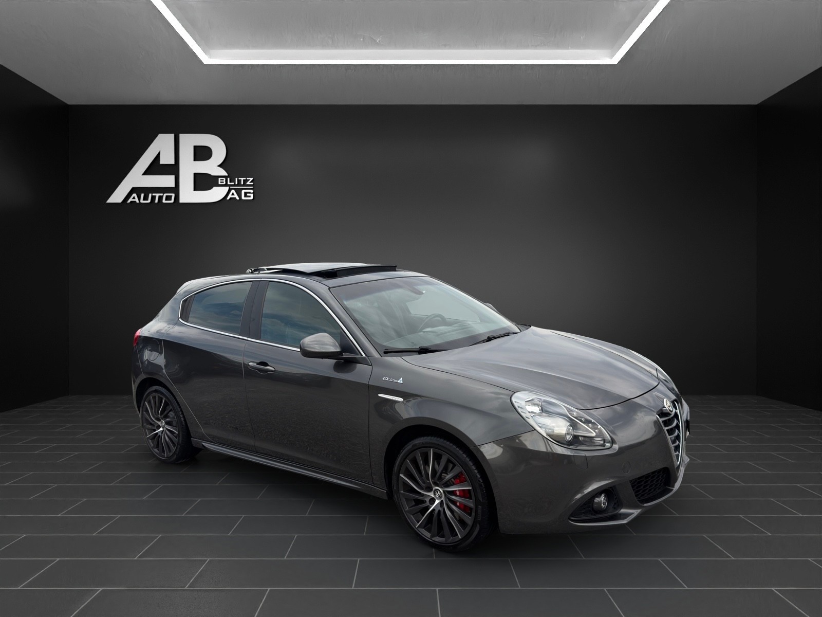 ALFA ROMEO Giulietta QV-Line 1.4 MultiAir Distinctive mit 170 PS-image-5