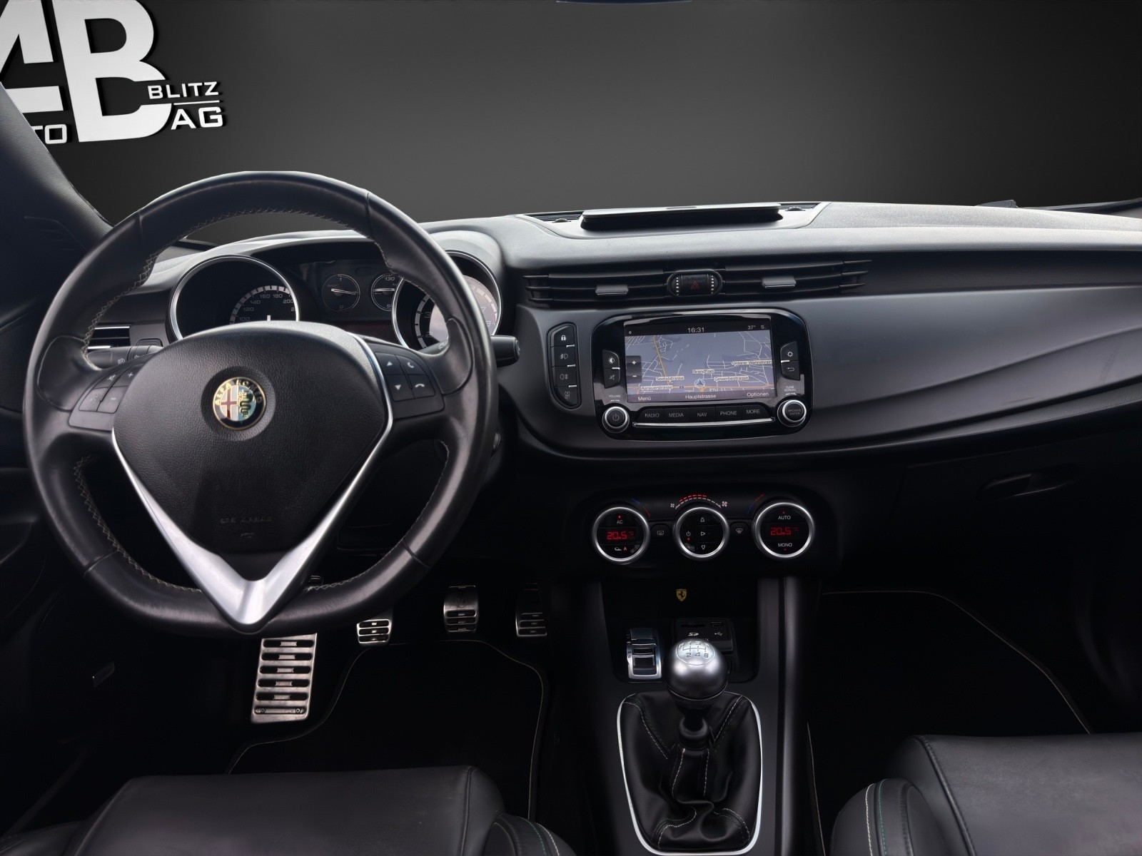 ALFA ROMEO Giulietta QV-Line 1.4 MultiAir Distinctive mit 170 PS-image-10
