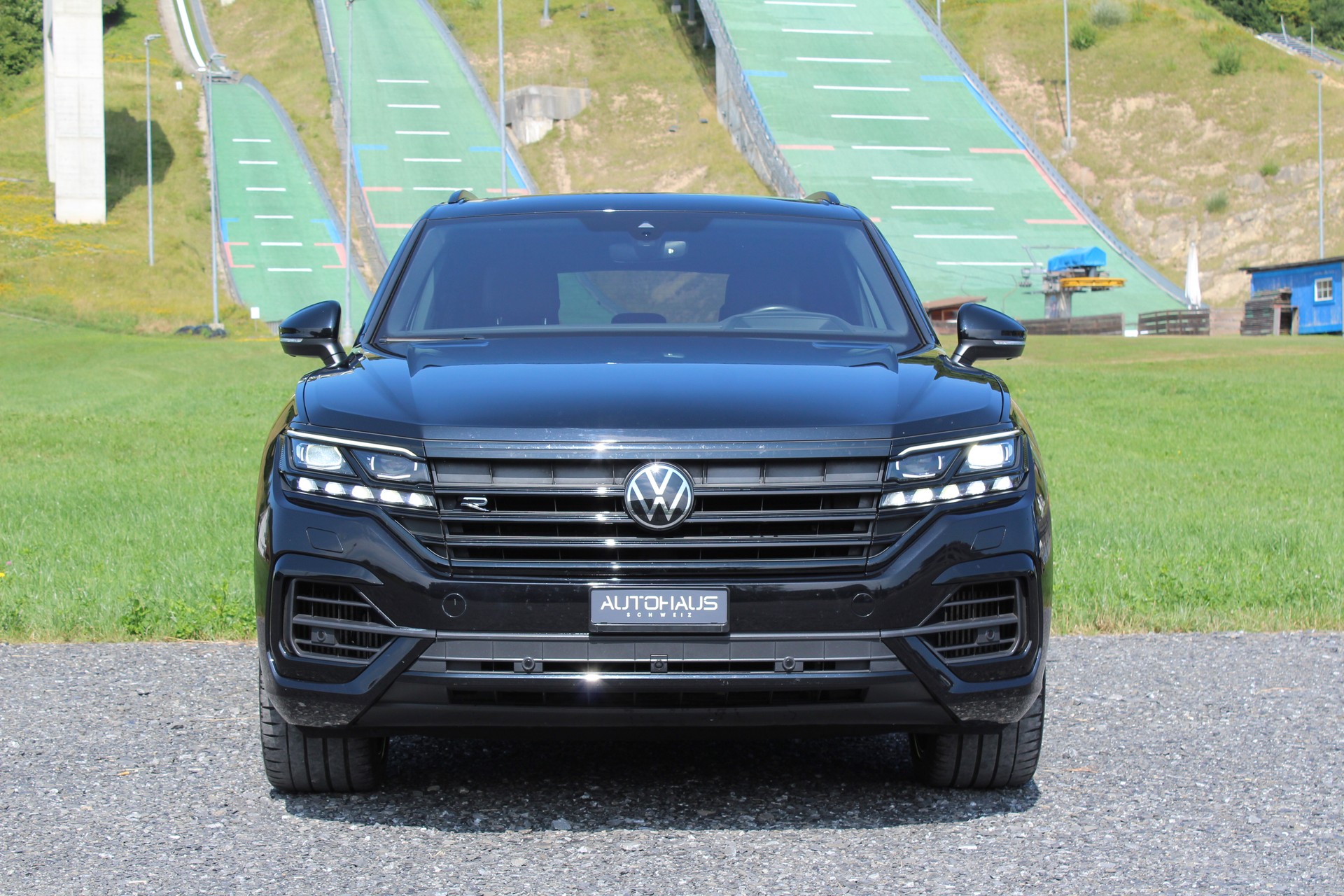 VW Touareg 3.0 TSI eHybrid R Tiptronic-showroom-element-1