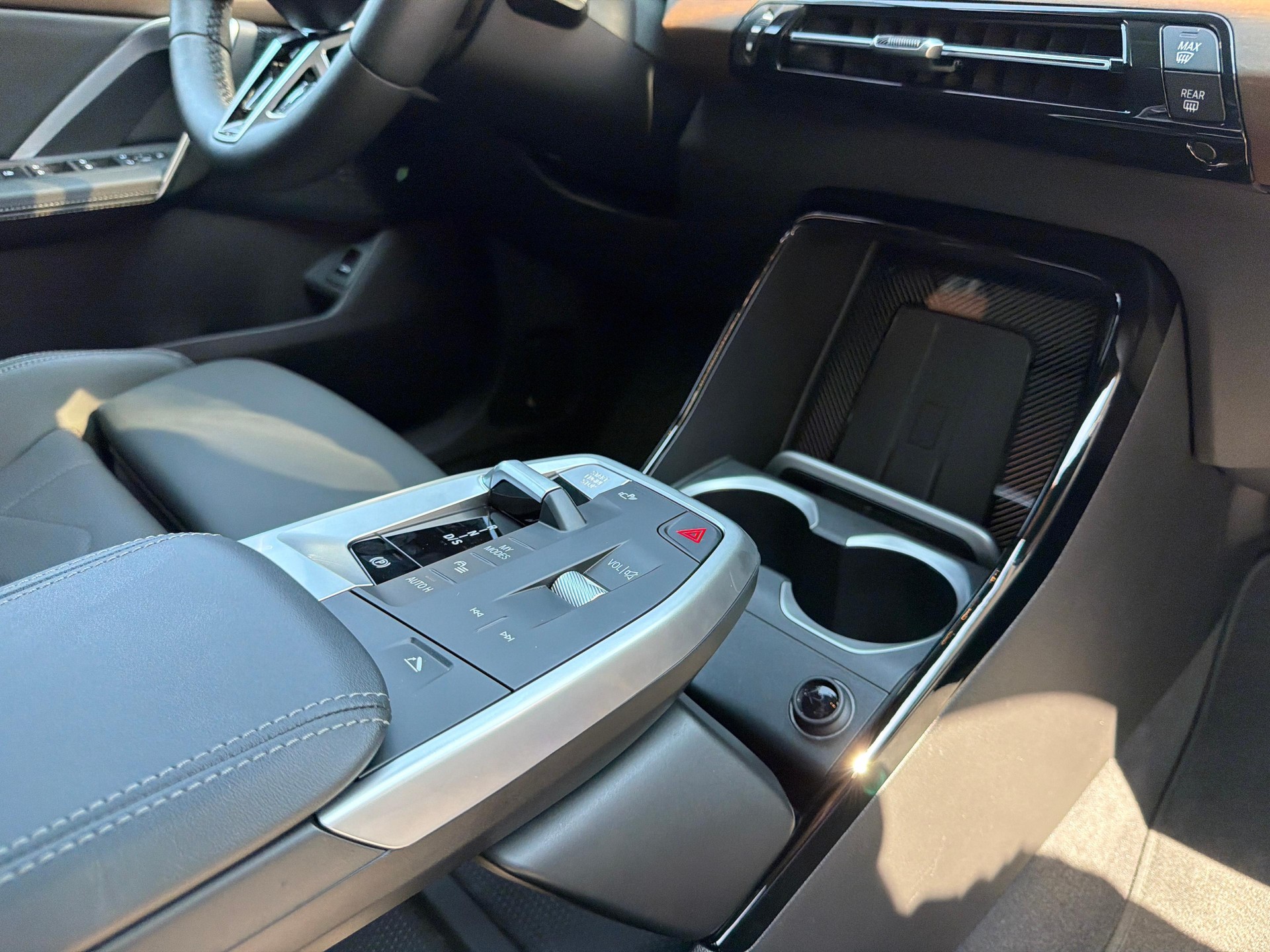 BMW X1 23d xDrive paddles-image-17