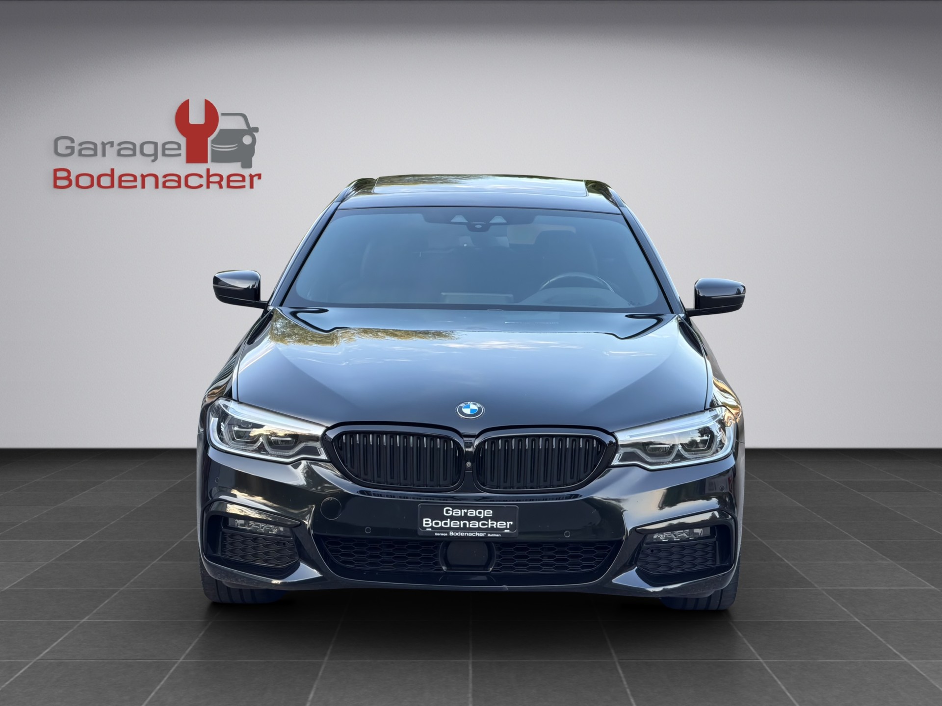 BMW 540i xDrive Touring Steptronic M Paket-image-13