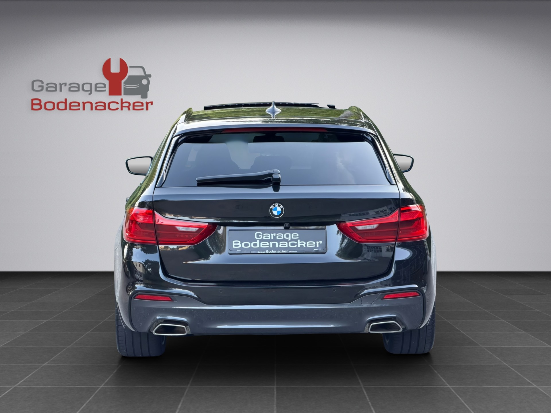 BMW 540i xDrive Touring Steptronic M Paket-image-15