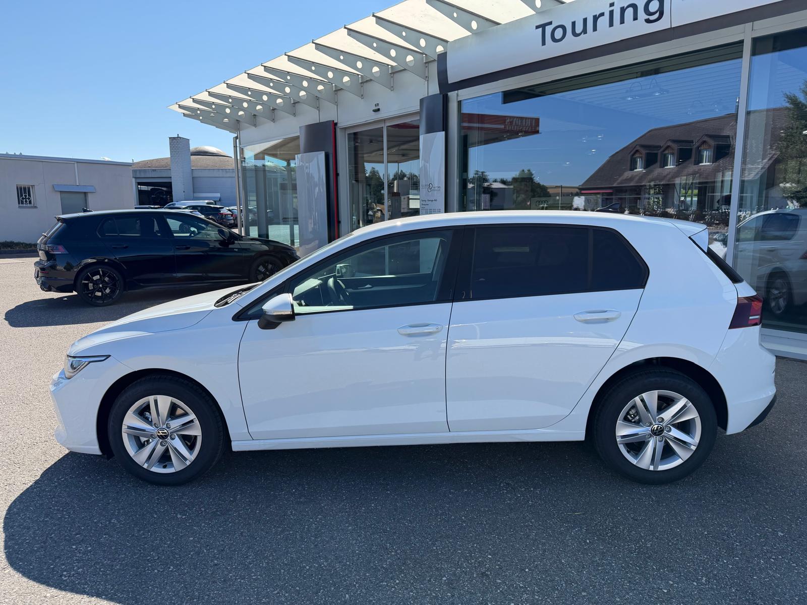 VW Golf 1.5 e TSI mHEV Value DSG-image-1